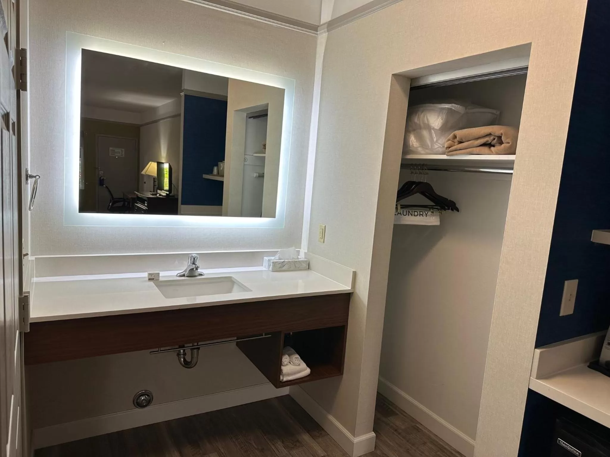Bathroom in Holiday Inn Express Hotel & Suites San Dimas by IHG