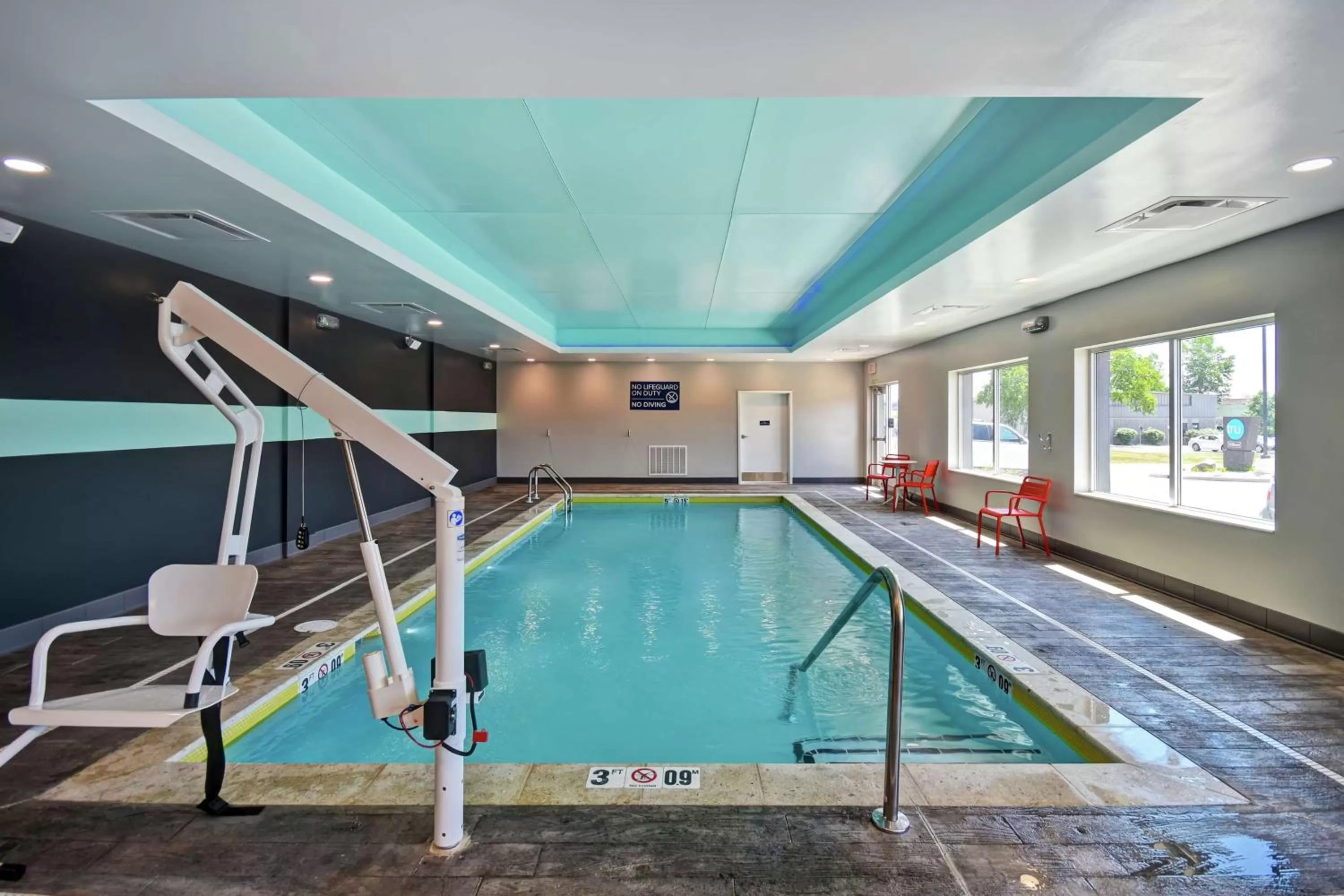 Pool view in Tru By Hilton Fort Wayne