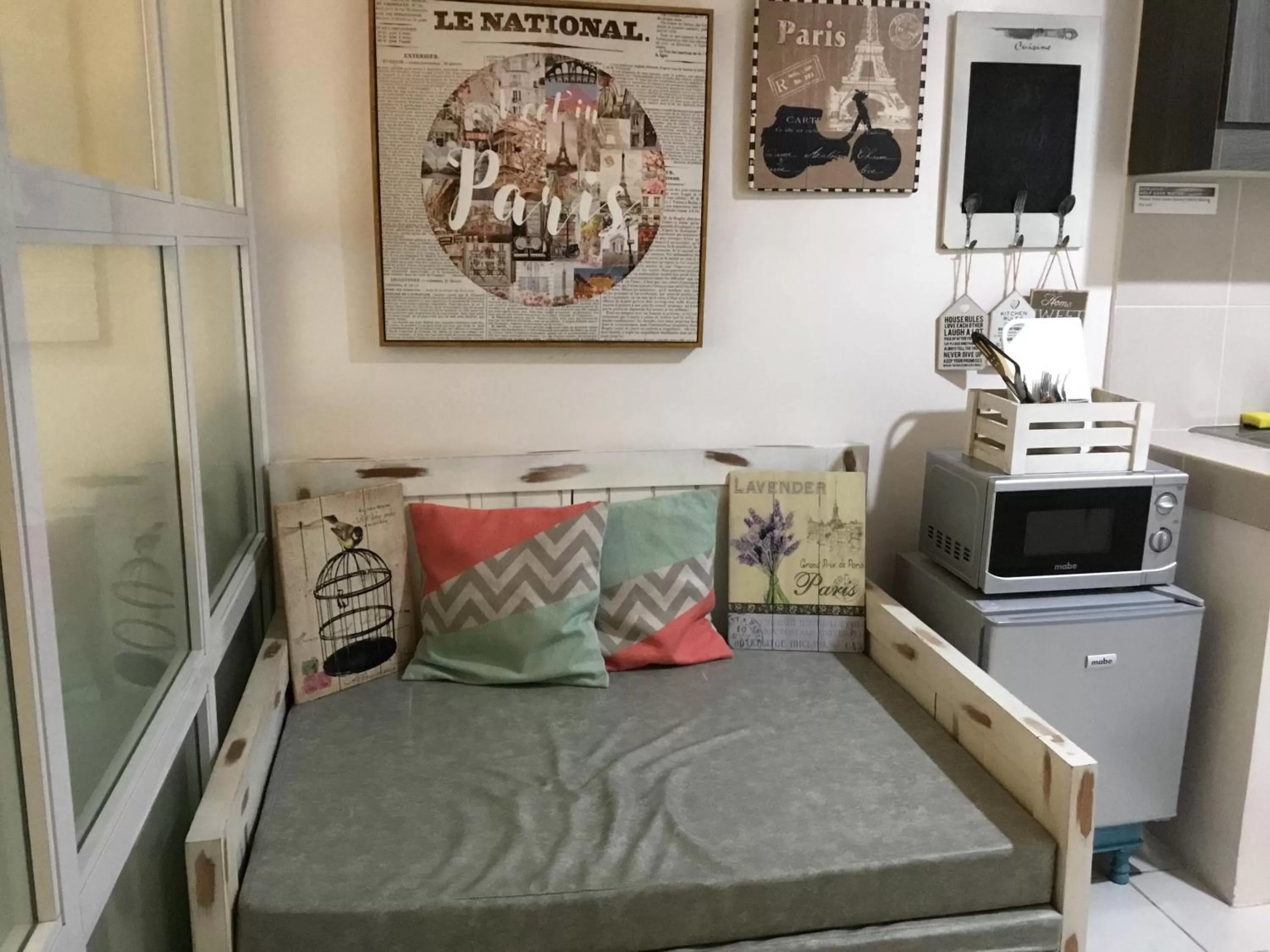 Condo with Free Swimming Pool & Viewing Deck