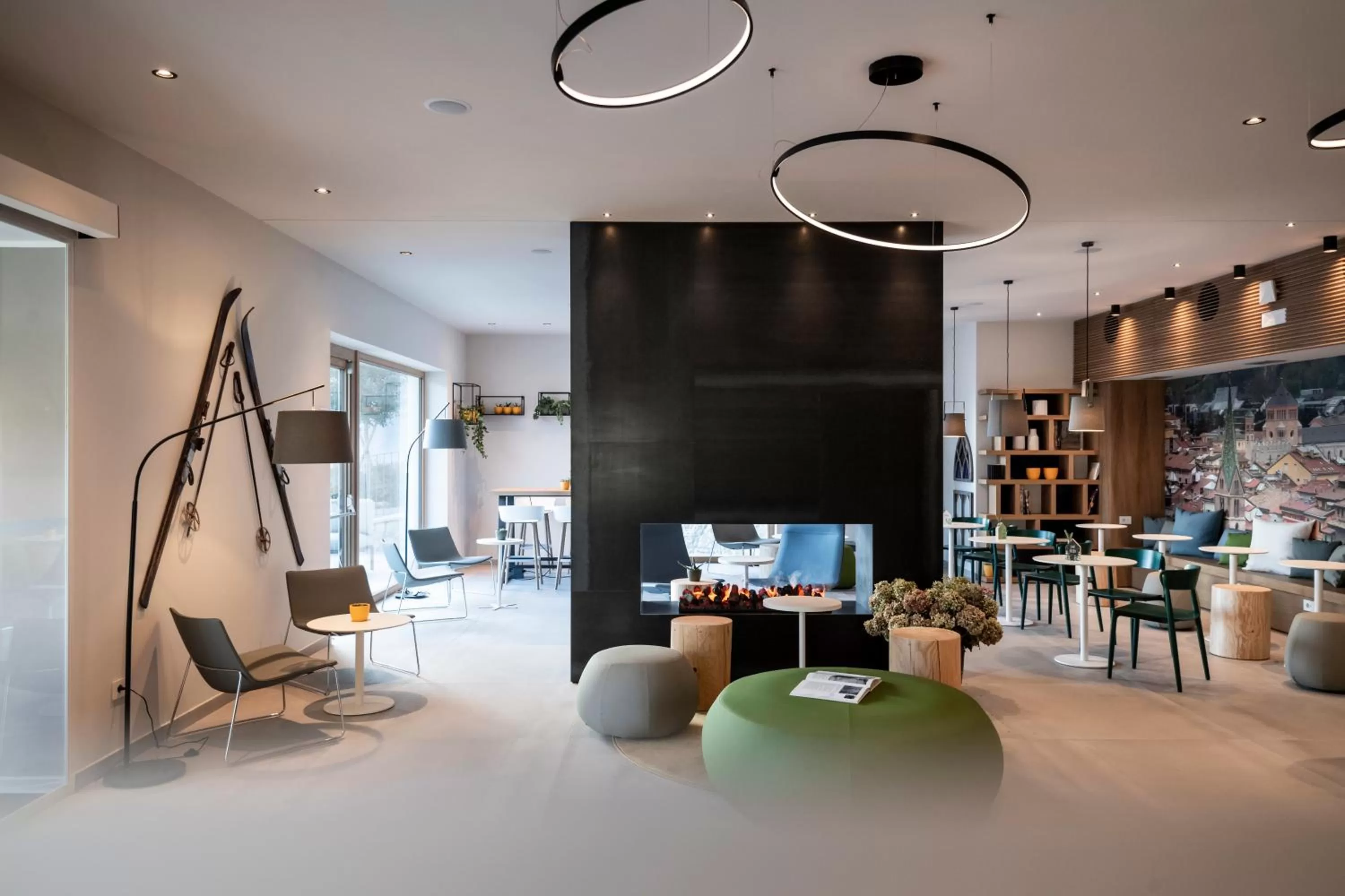 Communal lounge/ TV room in Be Place Adult Friendly Hotel