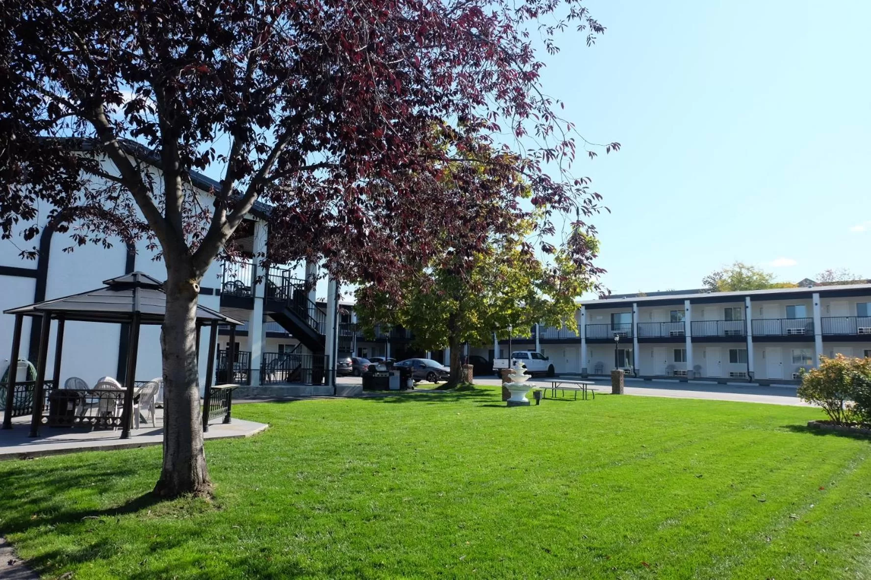 Property building in Oasis Inn