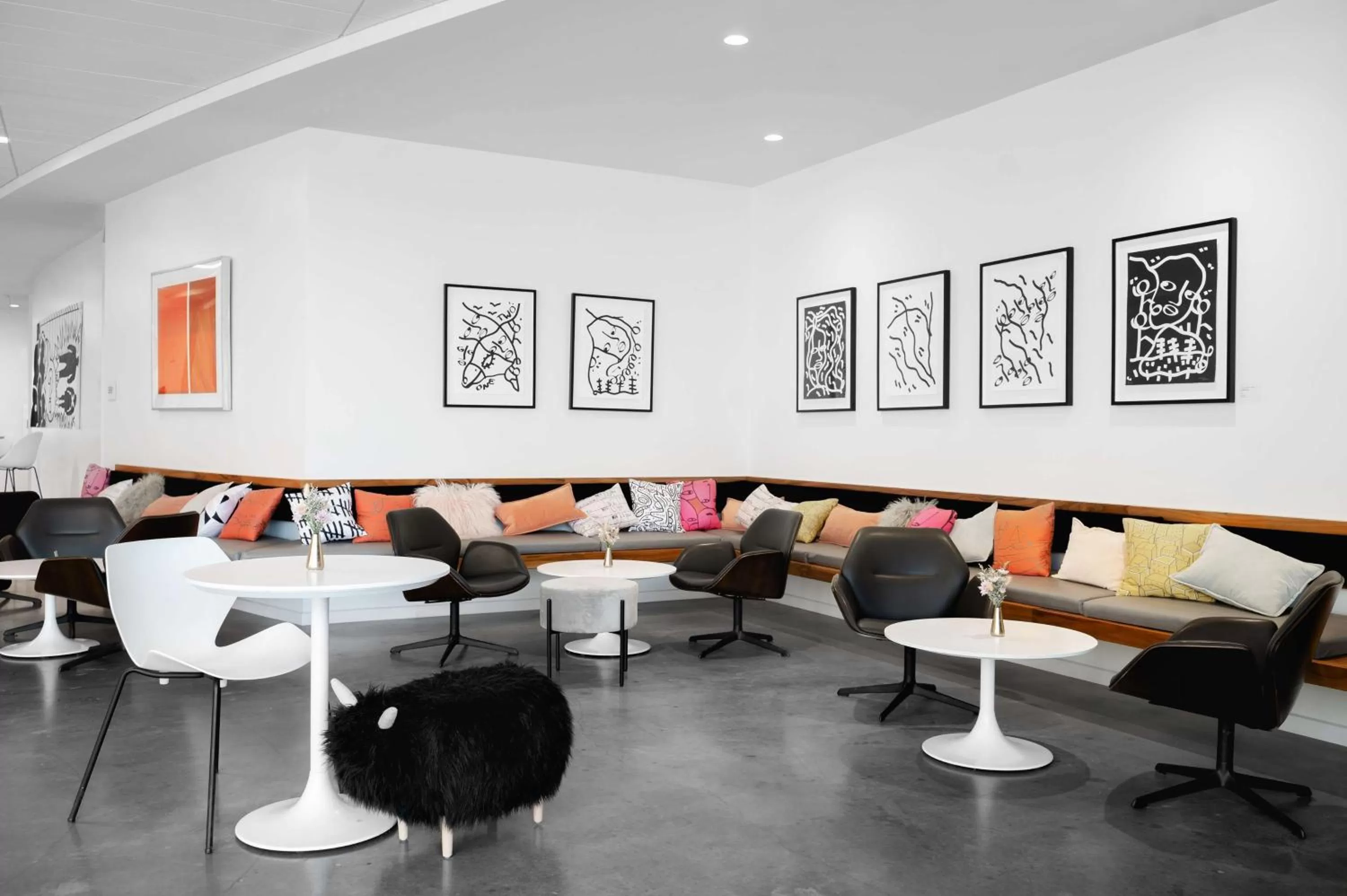 Lobby or reception in Hotel Chauncey Iowa City, Tapestry Collection by Hilton