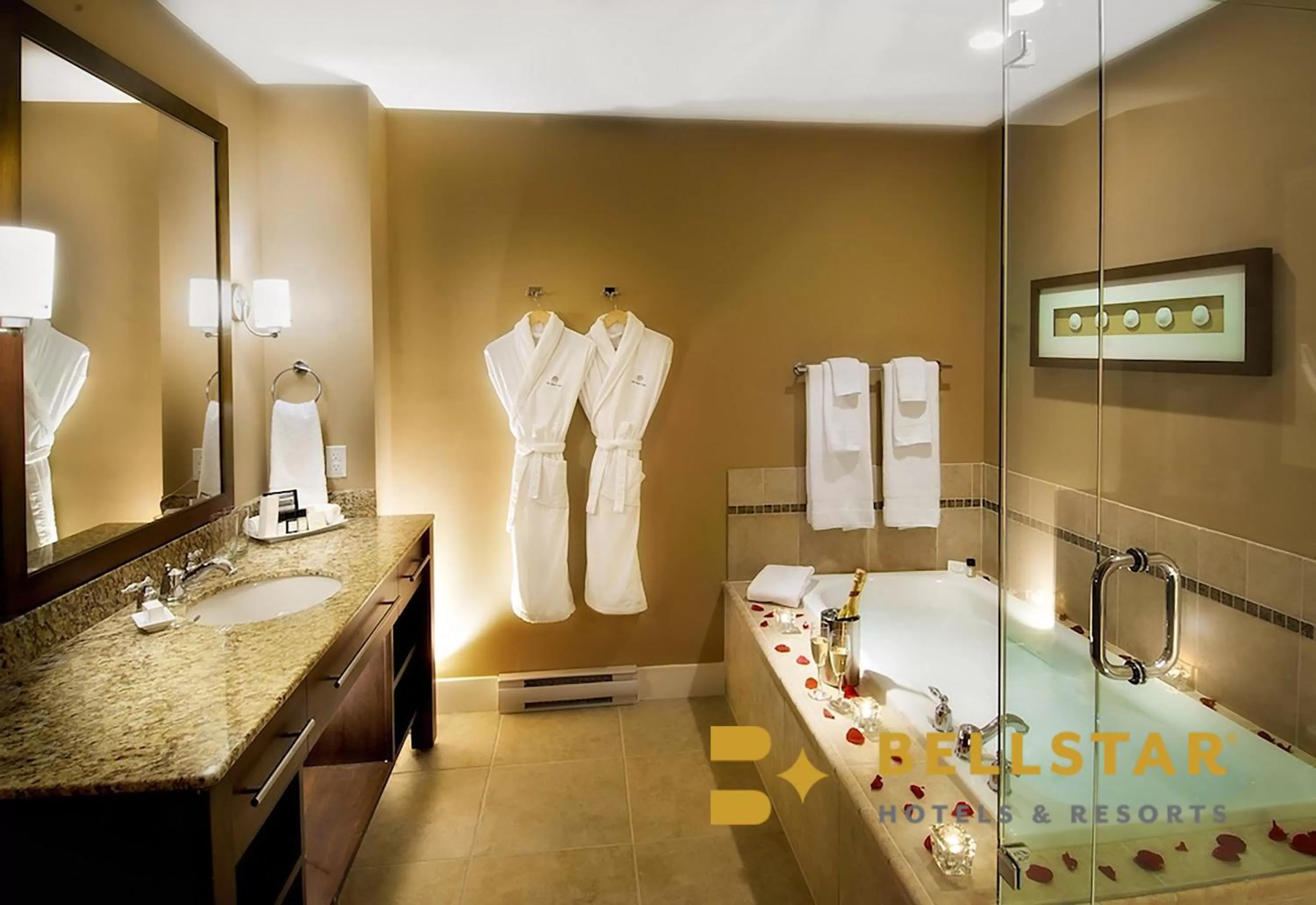 Bathroom, Bed in The Beach Club Resort — Bellstar Hotels & Resorts