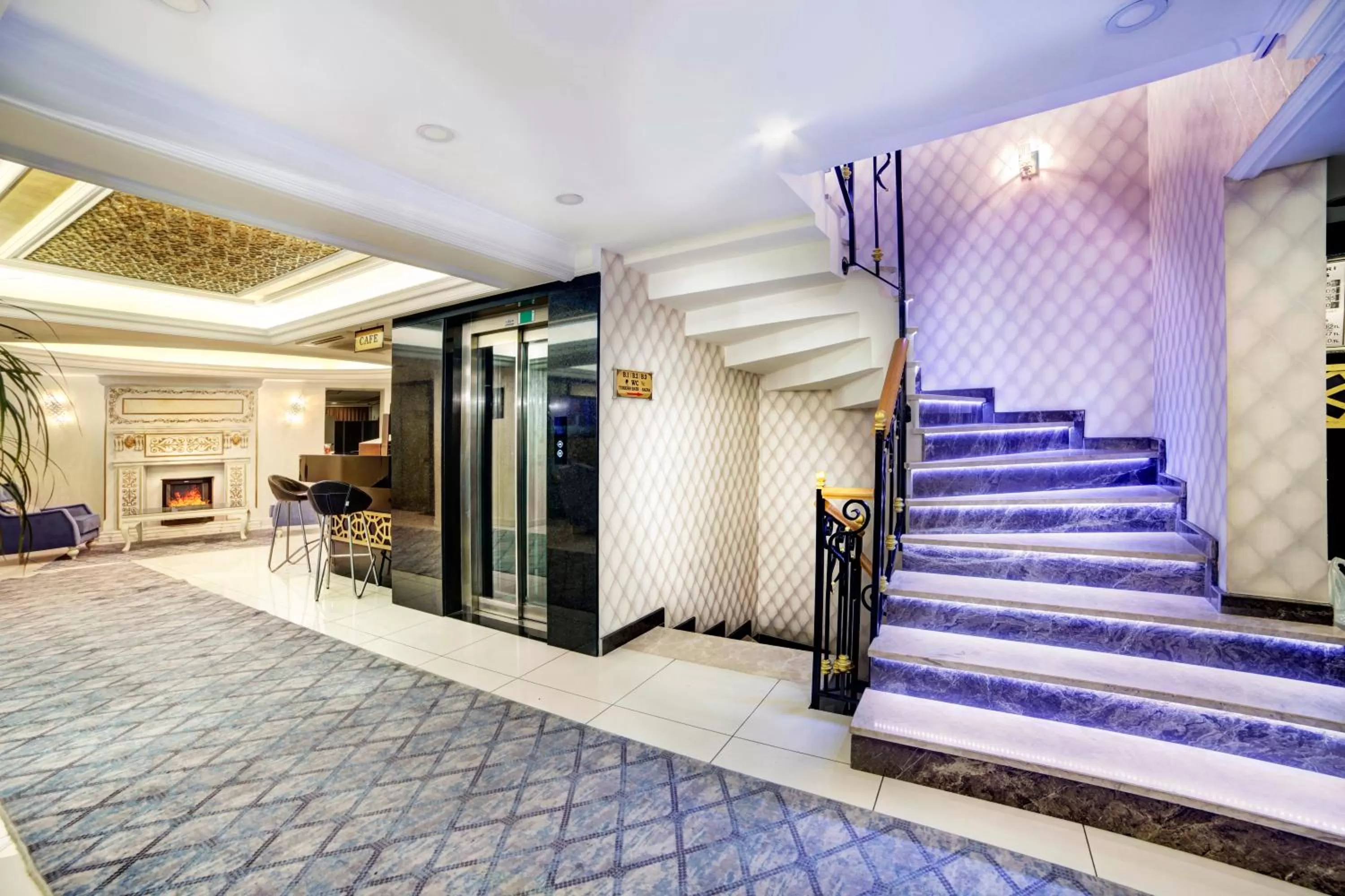 Lobby or reception in Ayasultan Hotel