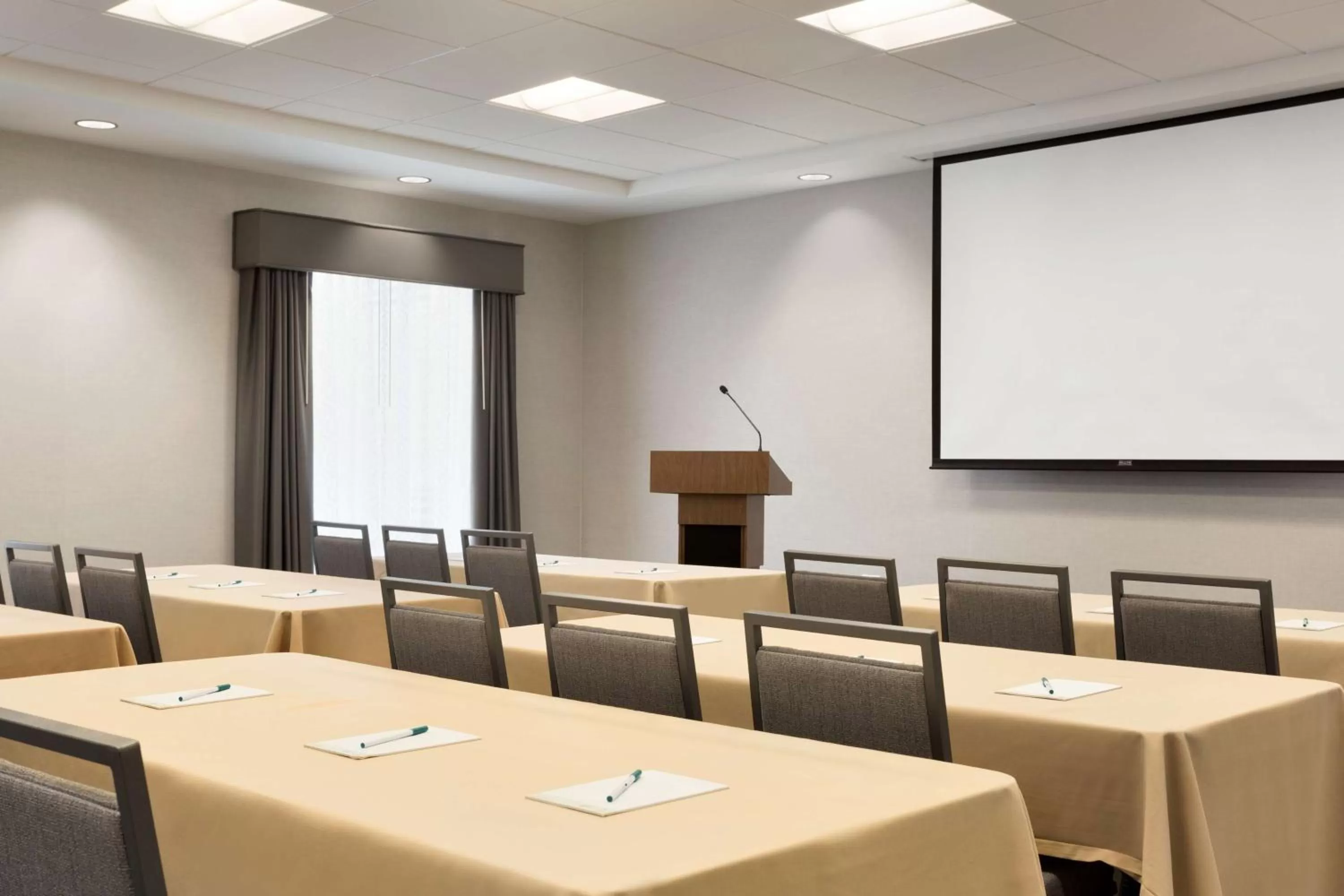 Meeting/conference room in Homewood Suites By Hilton SLC/Draper