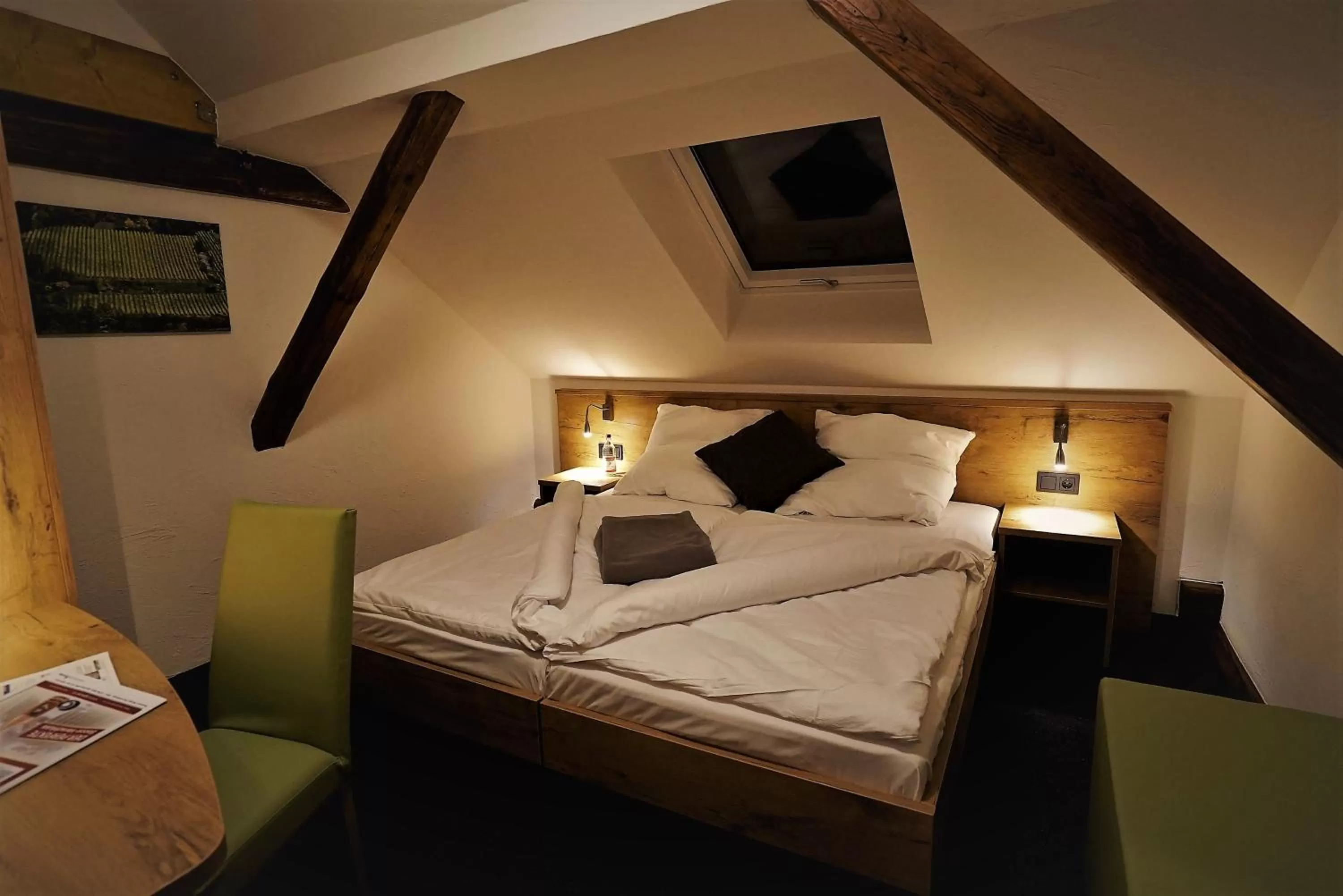 Bed in Kelterhotel Fröscher