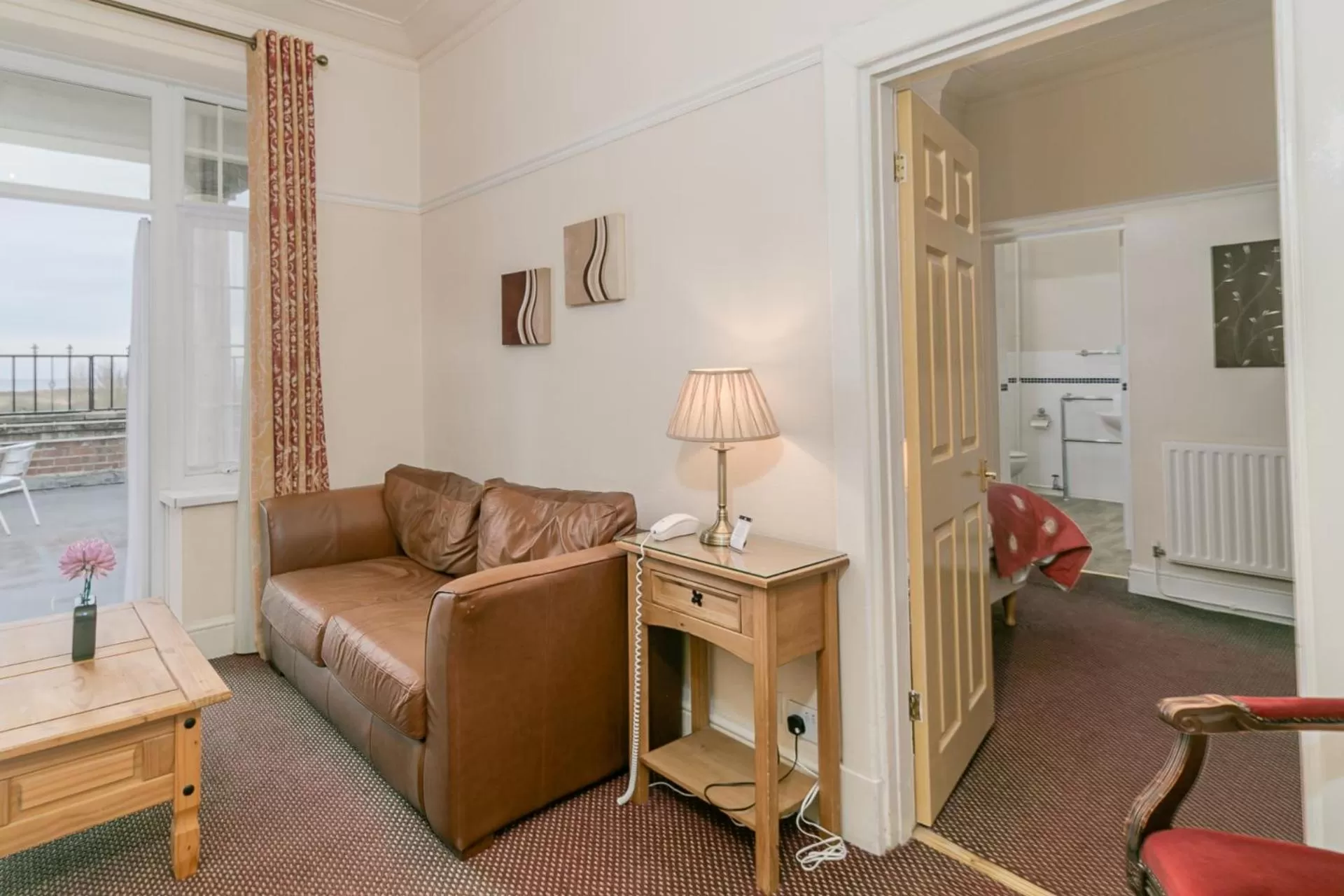 Living room in Skegness The Royal Hotel