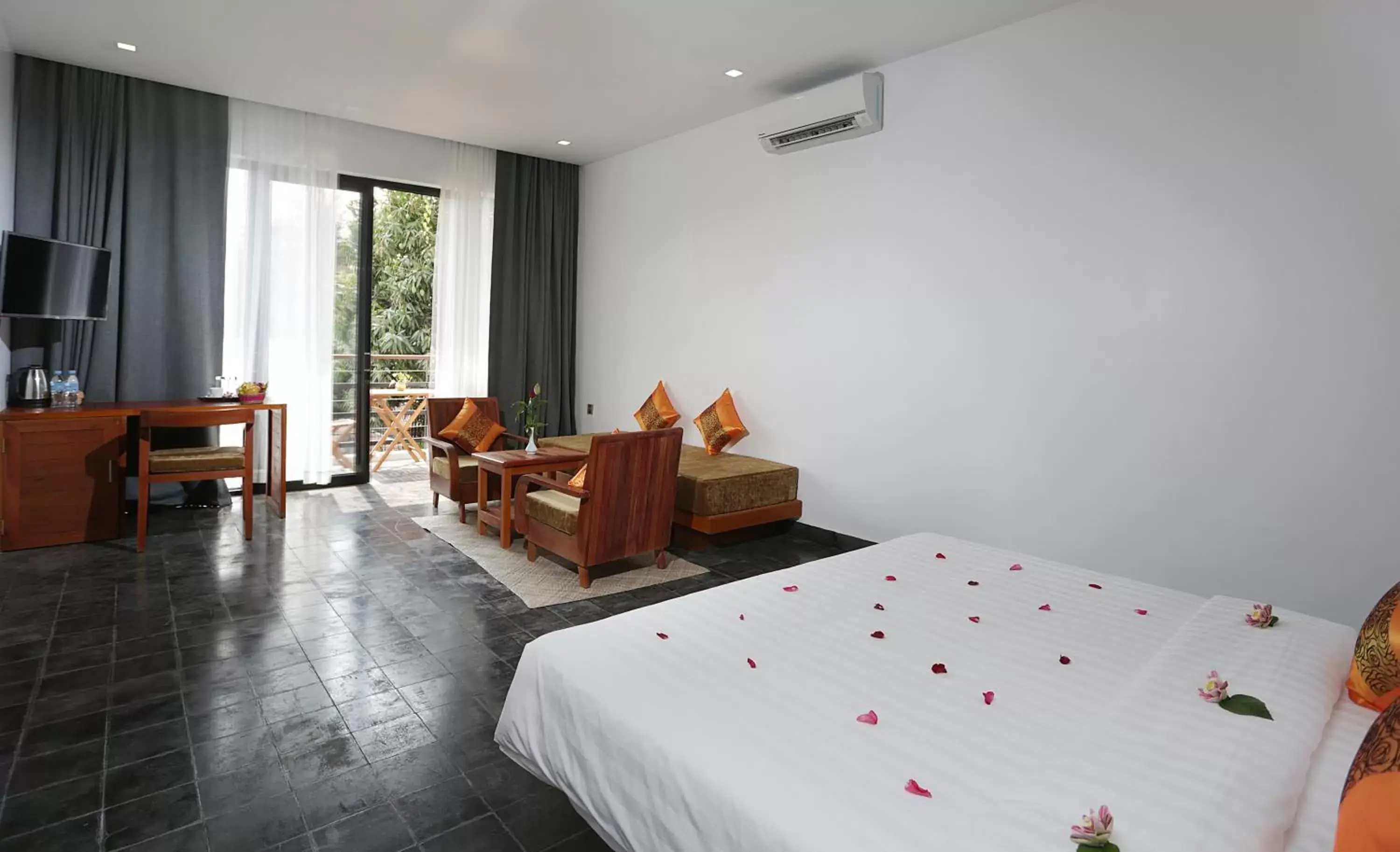 Luxury Balcony in Sam So Boutique Villa Luxury Balcony in Sam So Boutique Villa