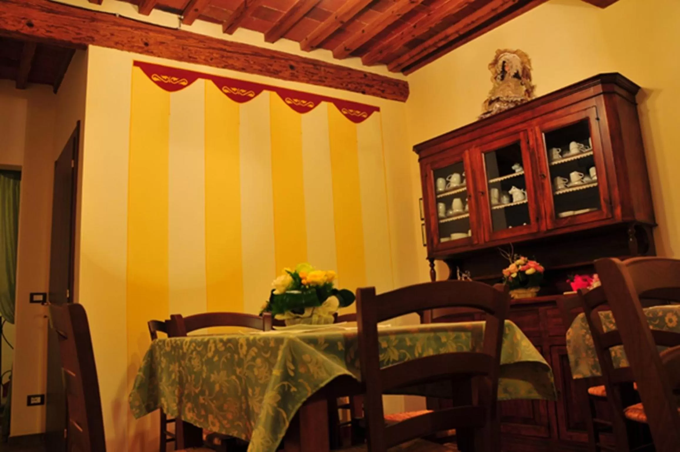 Restaurant/places to eat in B&B Il Casale di Nanni