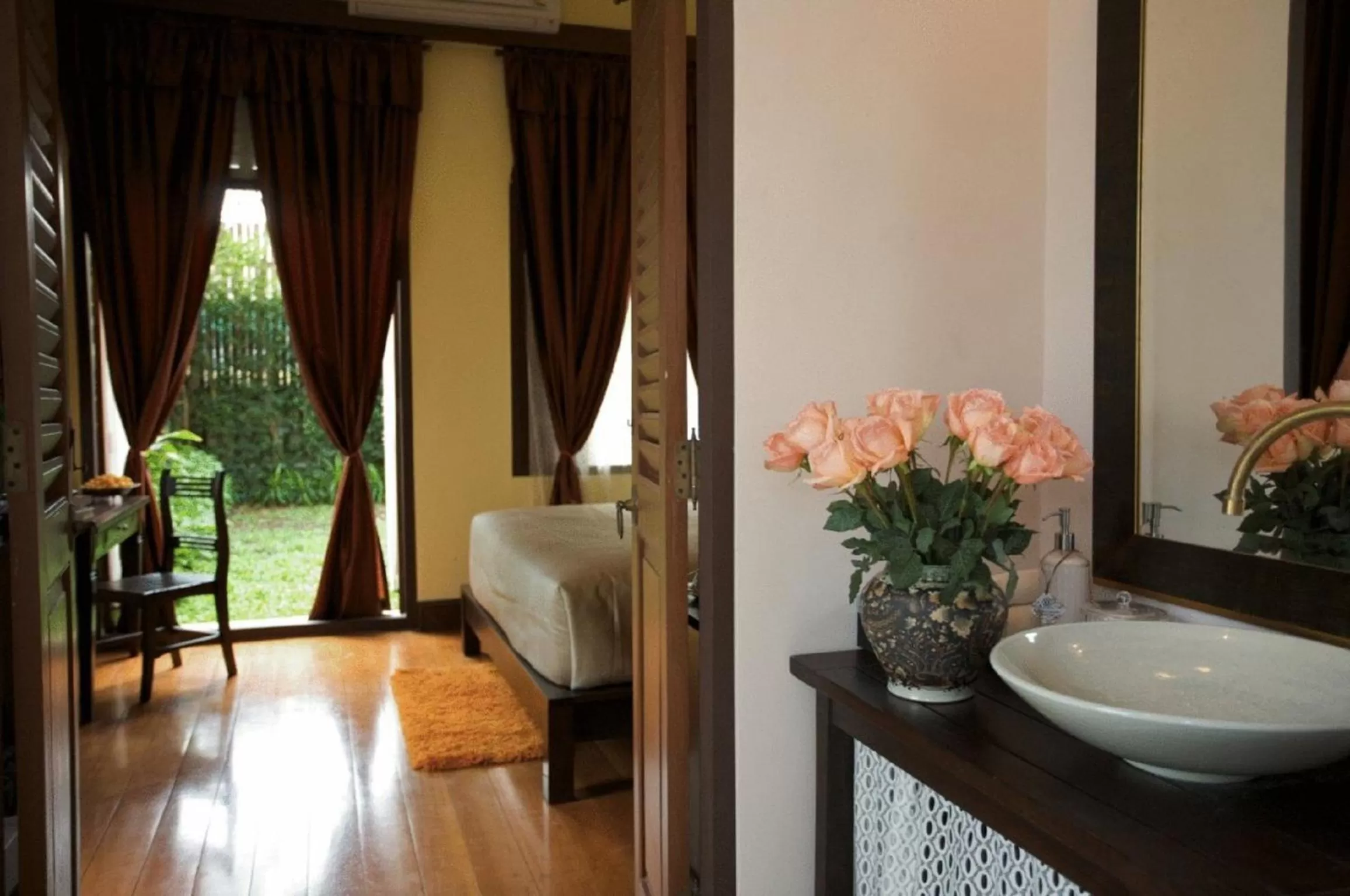 Bathroom in Praya Palazzo