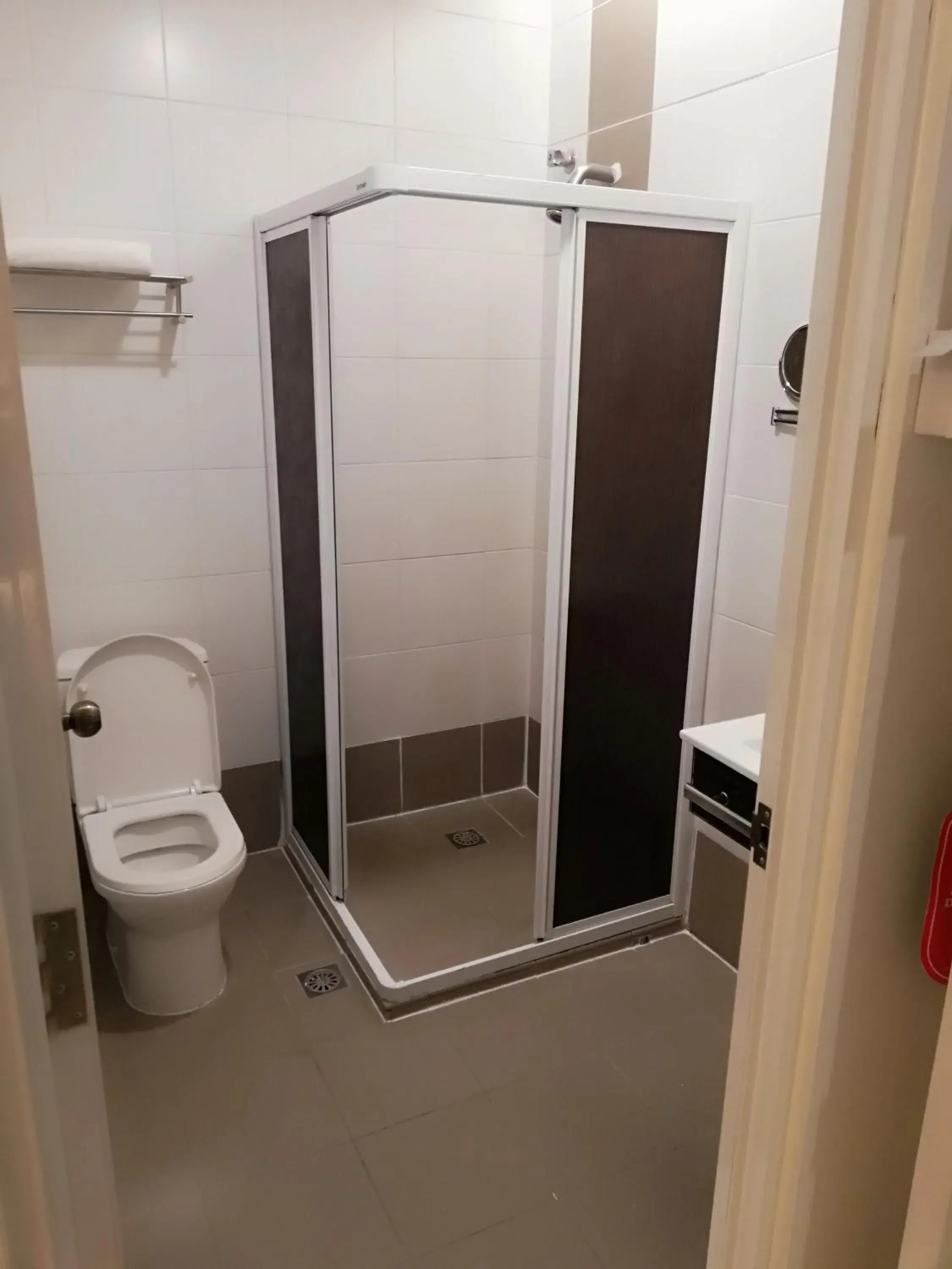 Deluxe Double or Twin Room in Holiday Place Kuala Lumpur Deluxe Double or Twin Room in Holiday Place Kuala Lumpur