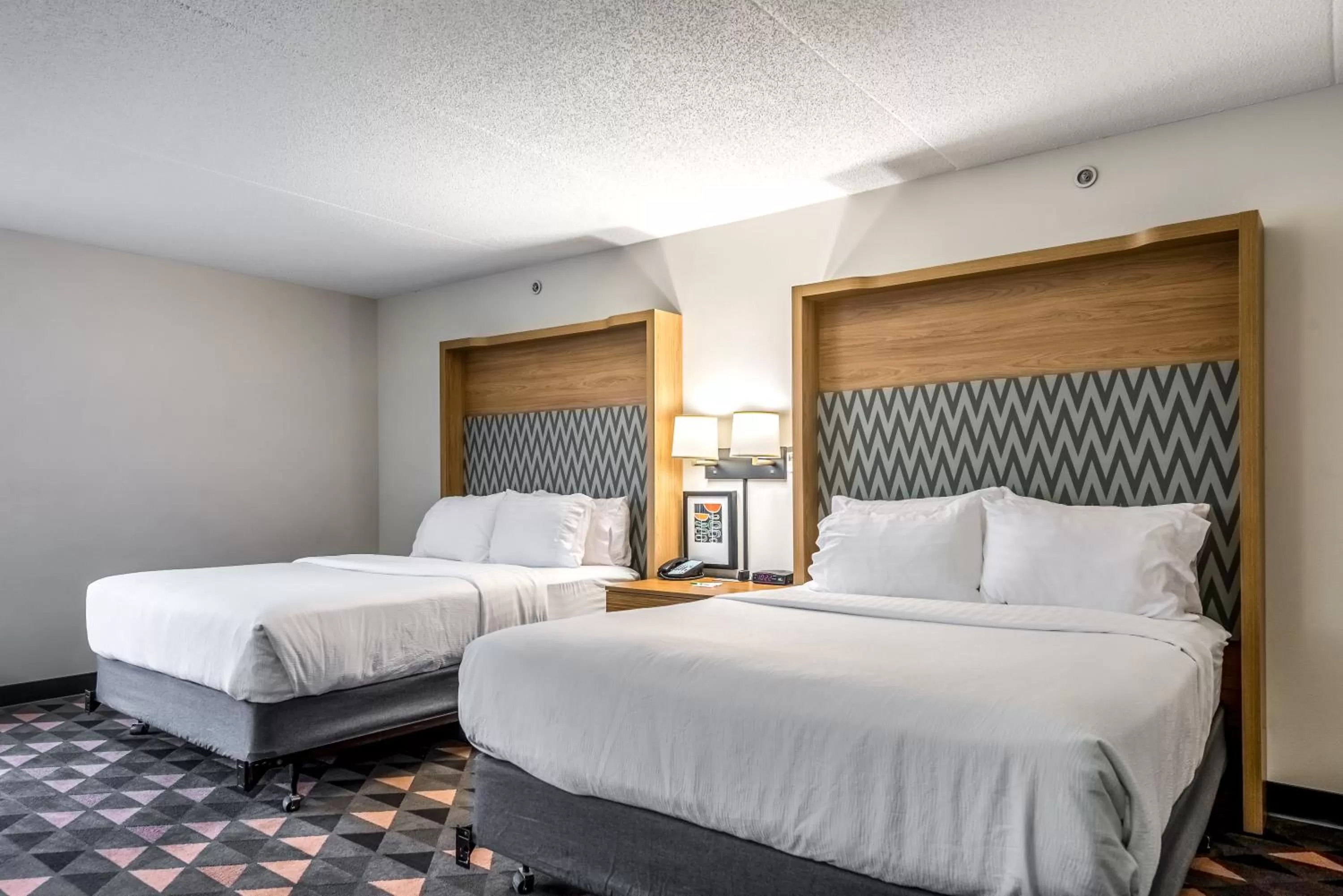 Photo of the whole room, Bed in Holiday Inn - Indianapolis Downtown by IHG