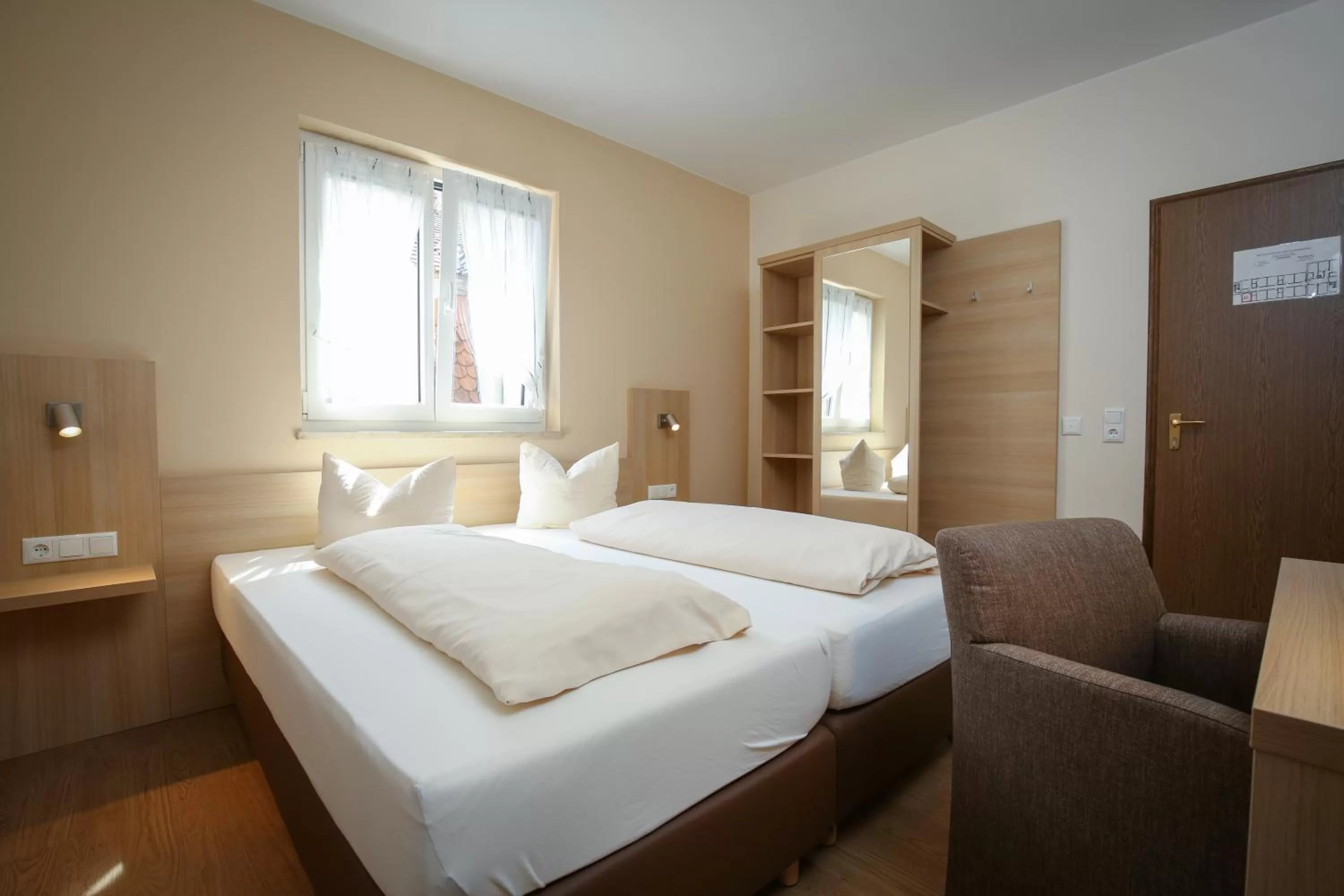 Photo of the whole room, Bed in Hotel-Restaurant Stern