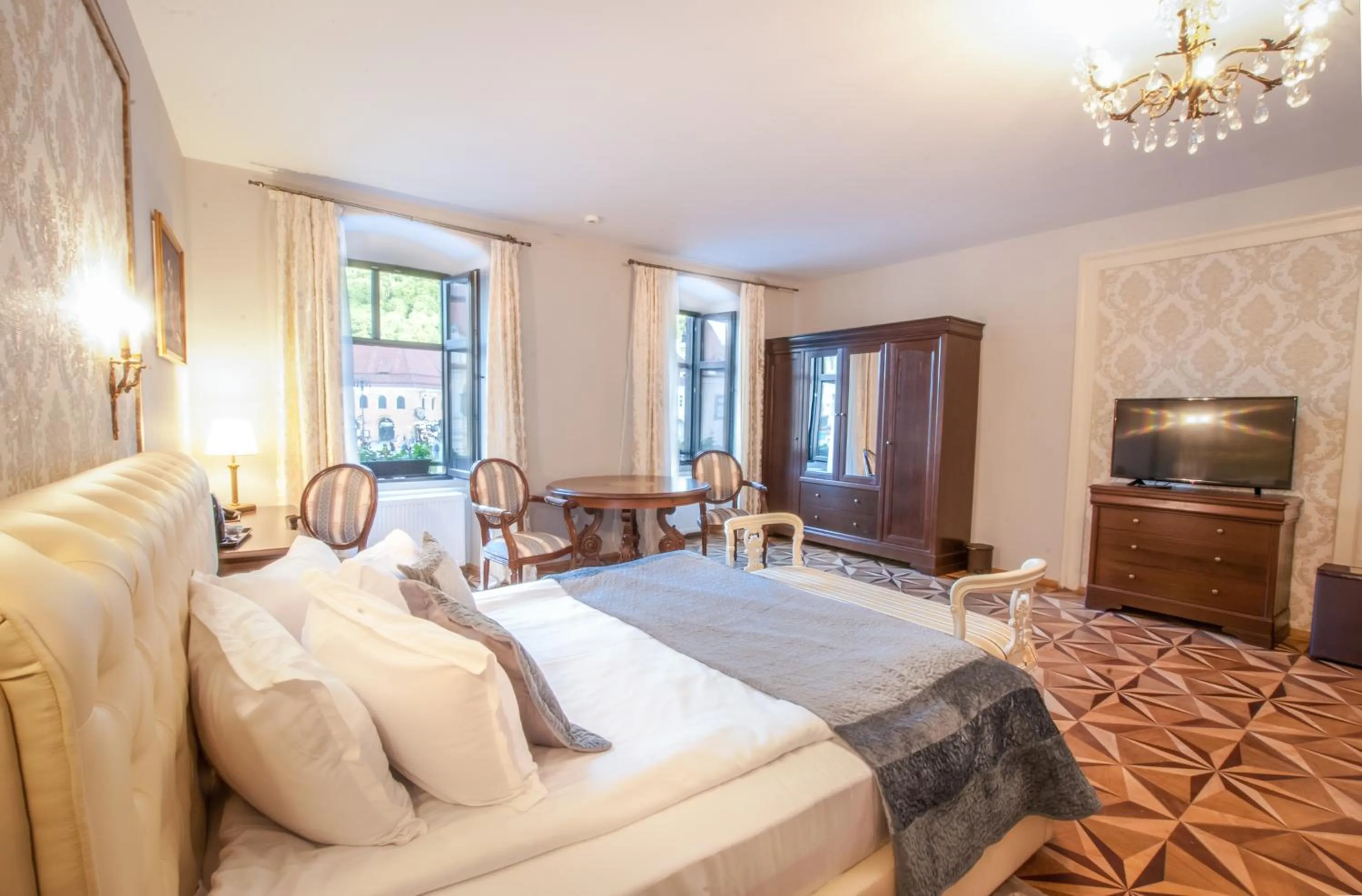 Bedroom, Bed in Safrano Palace