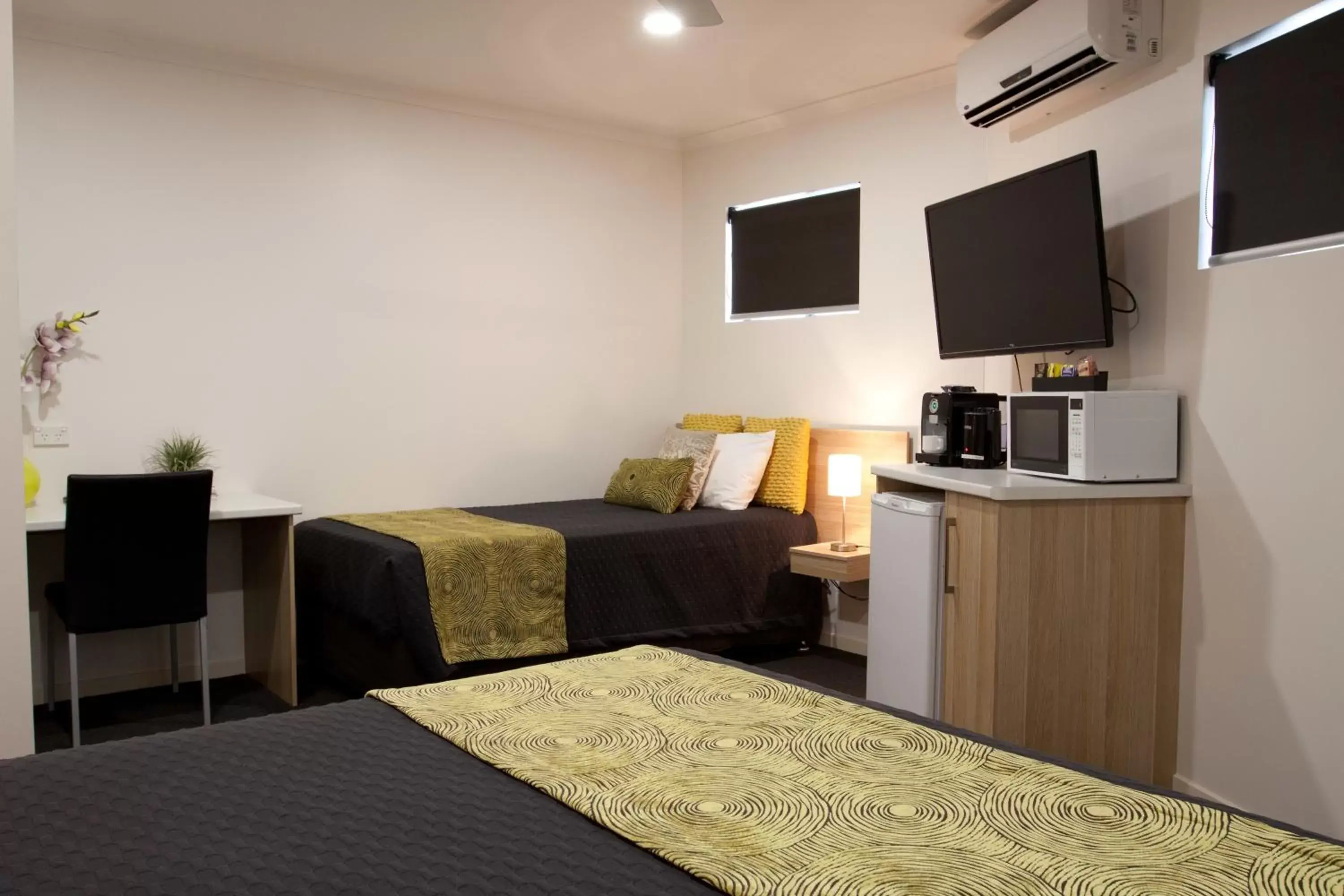 Queen Single Room in Abode37 Motel Emerald Queen Single Room in Abode37 Motel Emerald