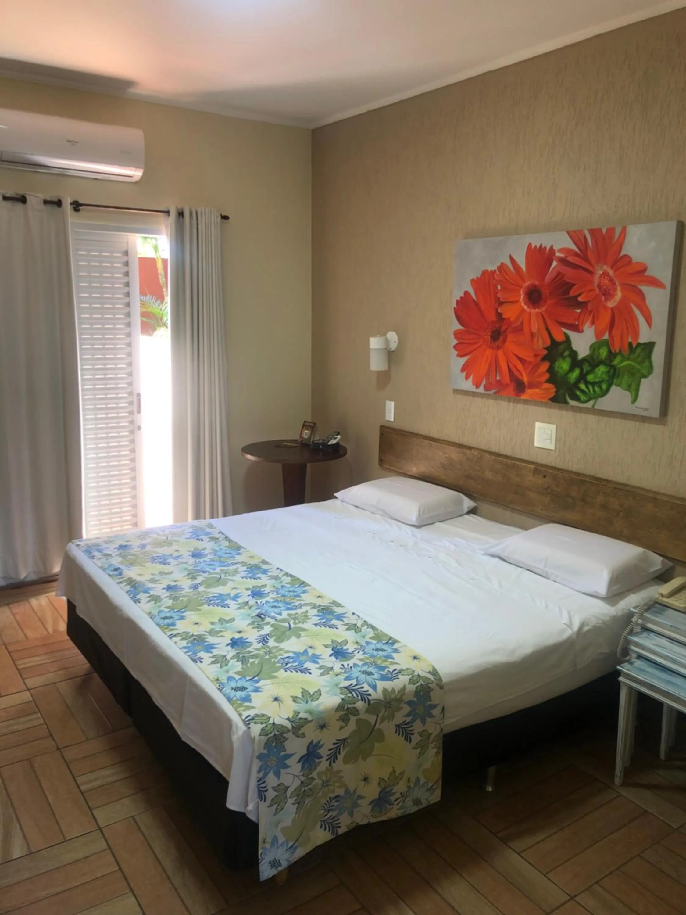 Bed in Mariá Plaza Hotel