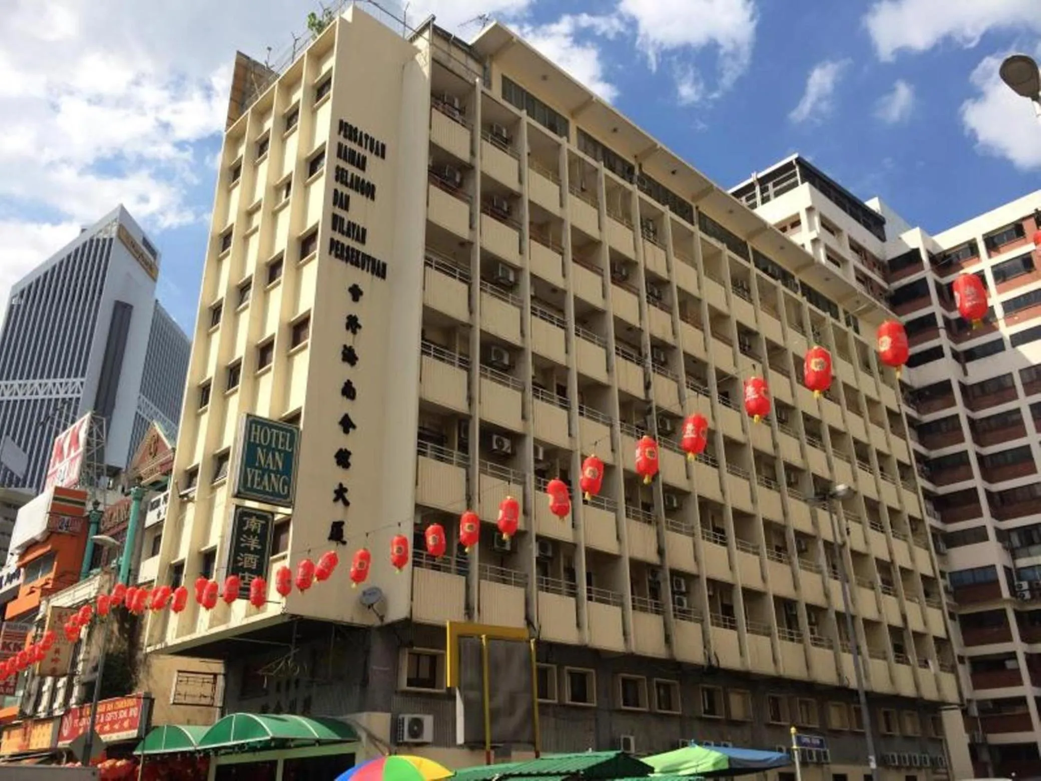 Property building in Nan Yeang Hotel Petaling Street