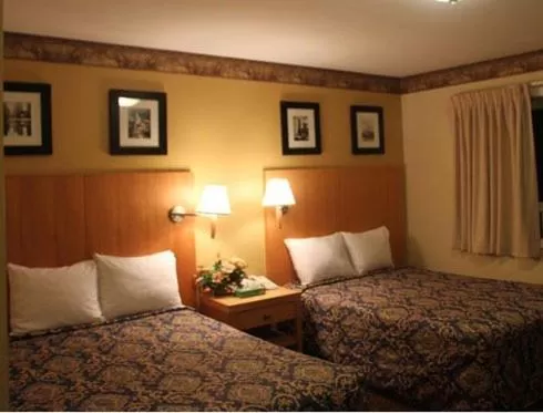 Decorative detail, Bed in Stardust Motel