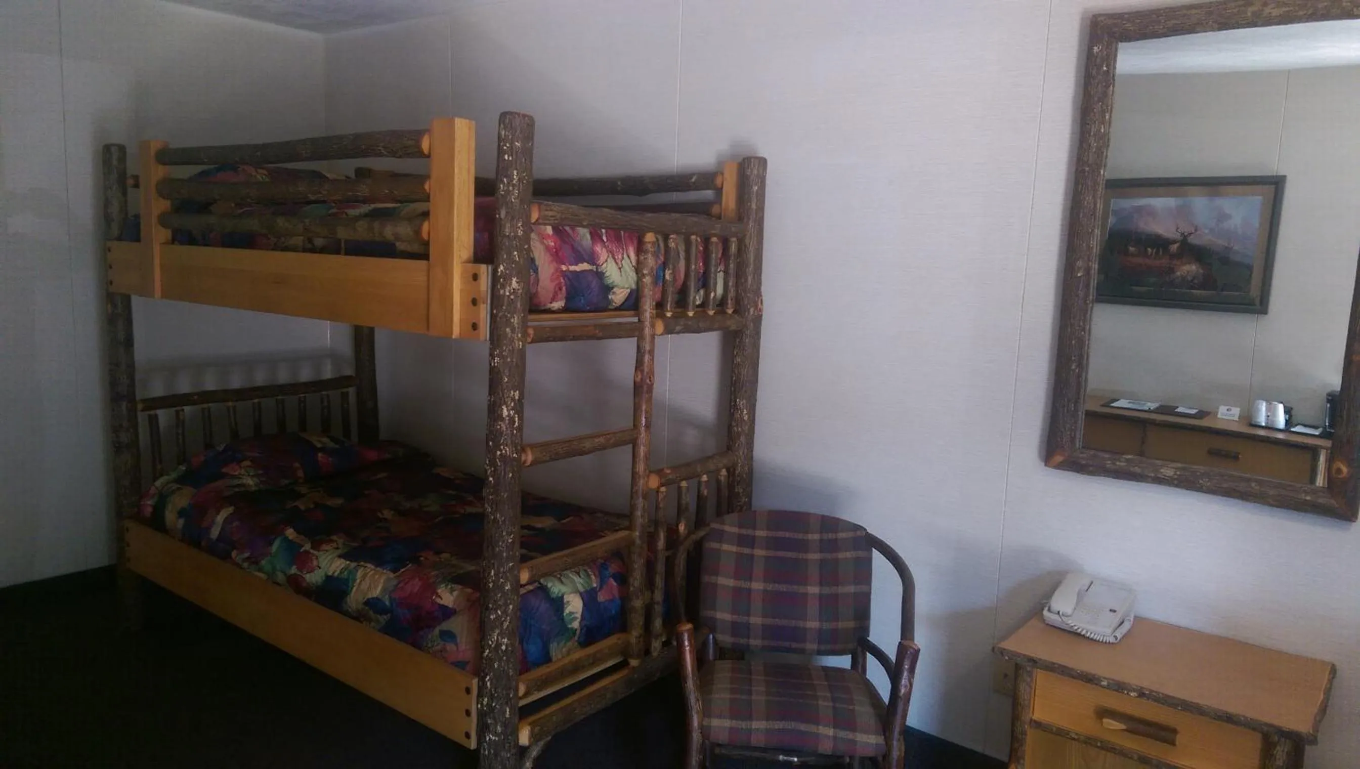 Deluxe King Suite in Rushmore Express & Suites