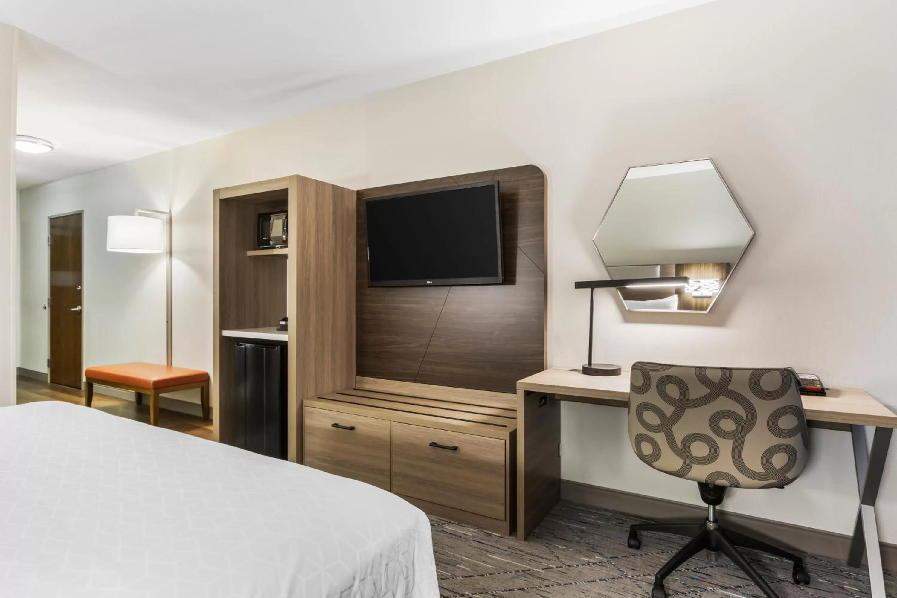 Bed in Holiday Inn Express Belgrade-Bozeman Area by IHG
