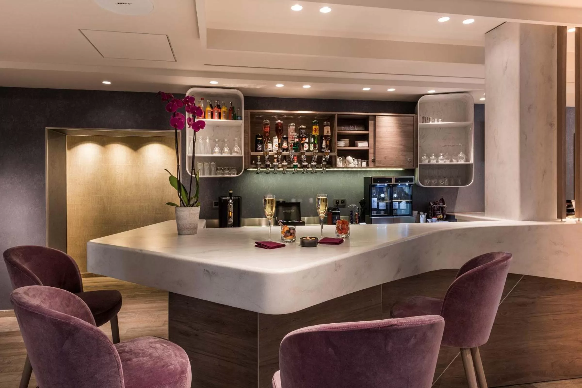 Lounge or bar in Hôtel Magellan