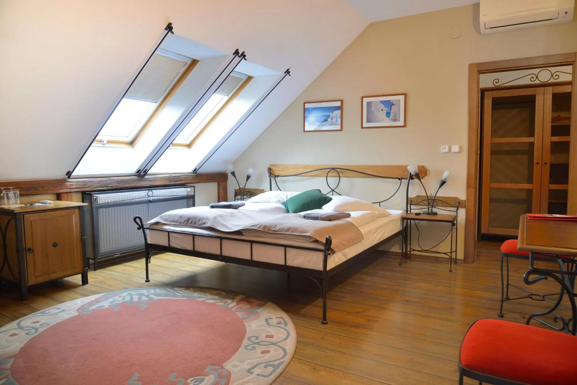 Bed in Hotel and restaurant Via Ironia