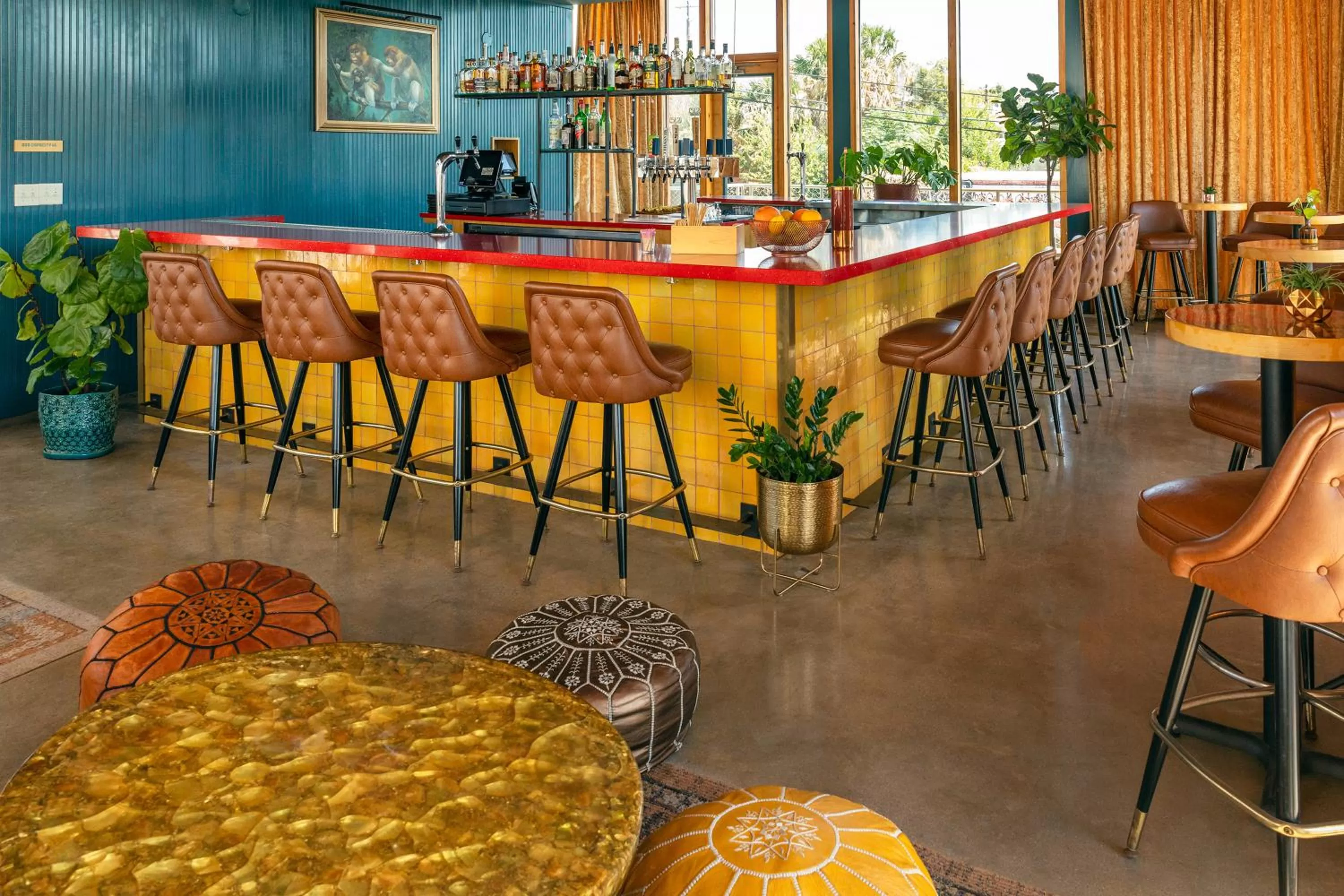 Lounge or bar in East Austin Hotel