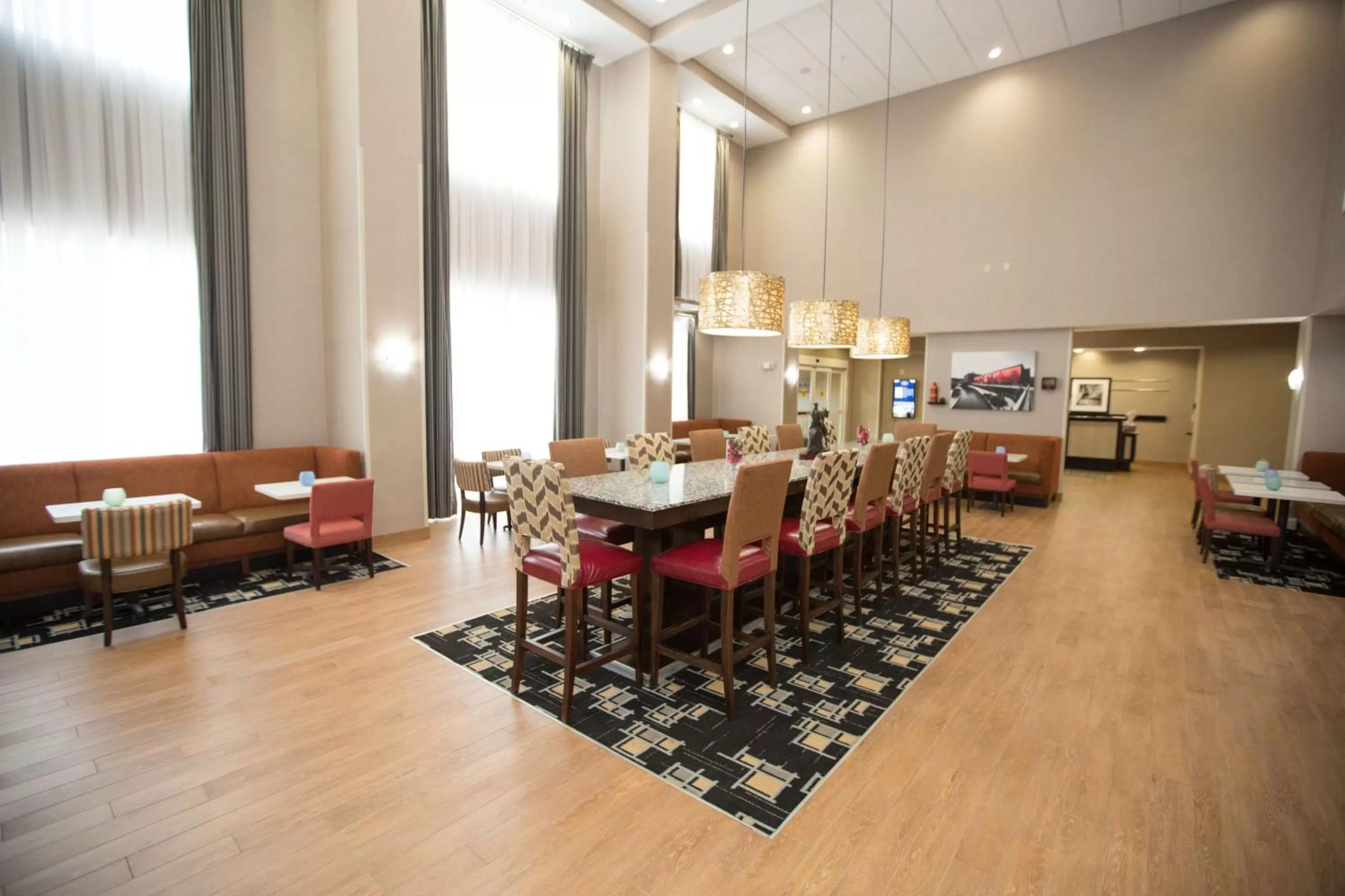 Restaurant/places to eat in Hampton Inn & Suites Oklahoma City Airport