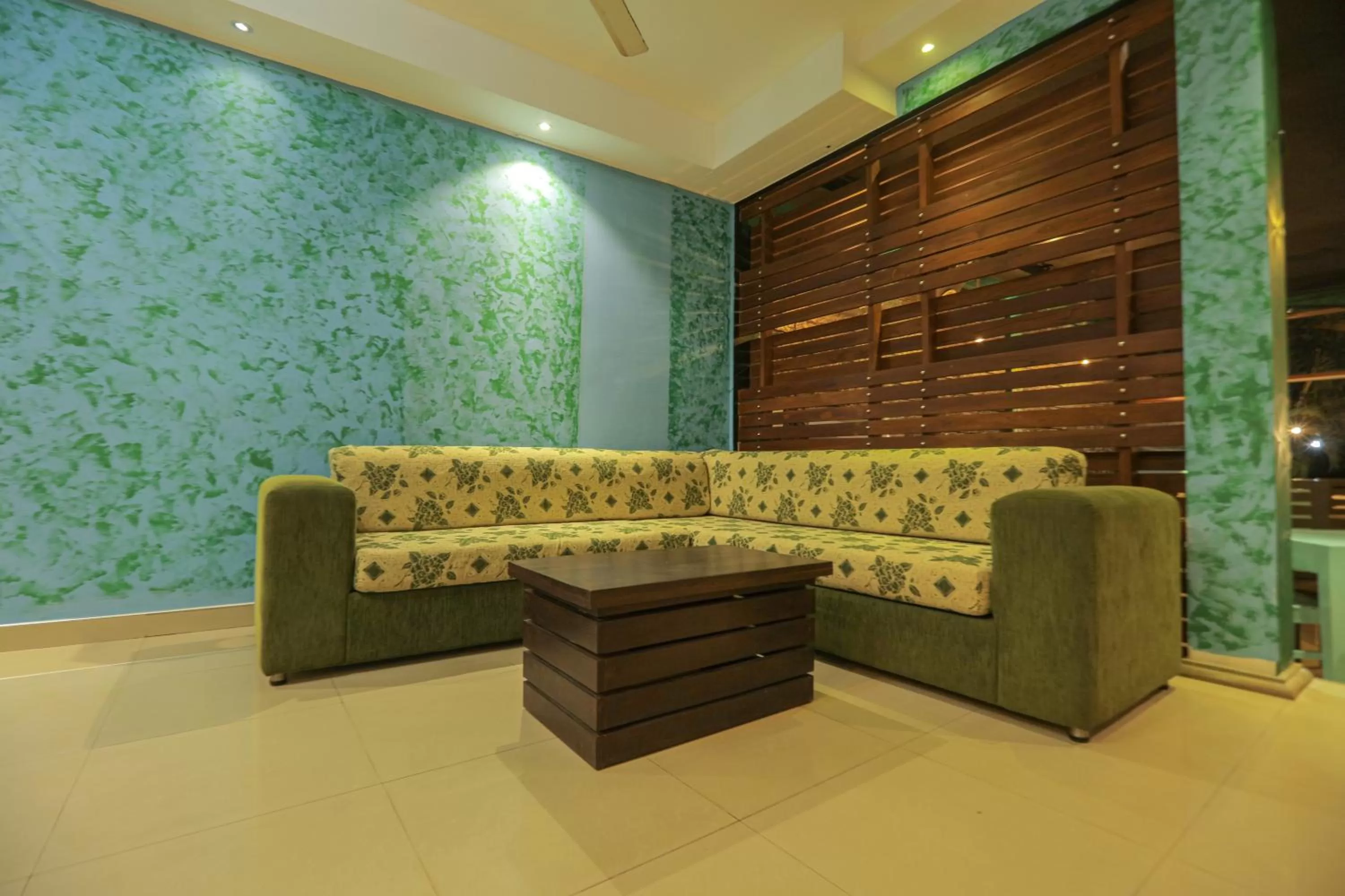 Restaurant/places to eat in Summer Side