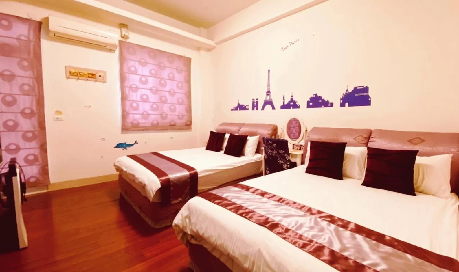 Photo of the whole room, Bed in Hai Yang Feng Qing Homestay