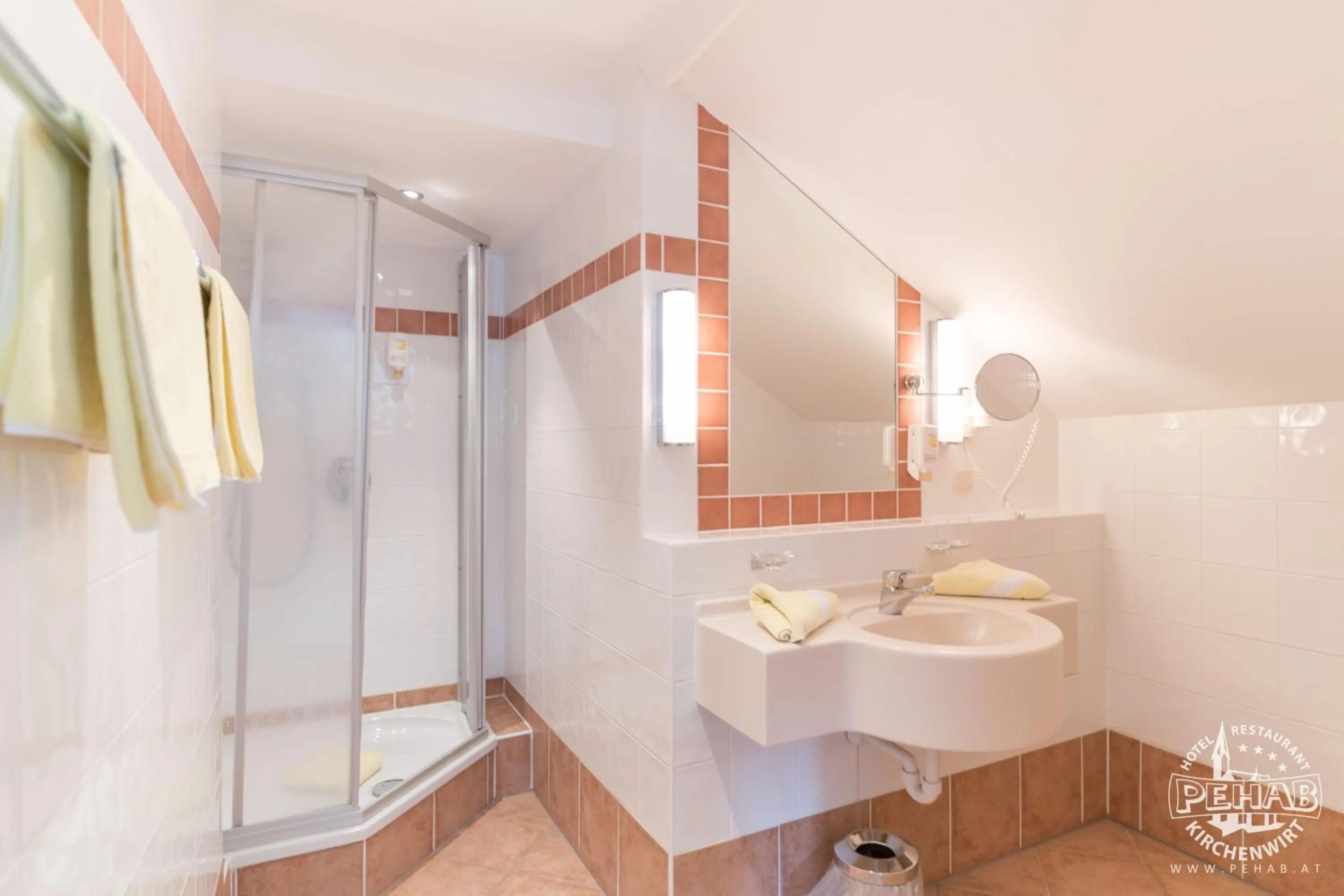 Bathroom in Aktivhotel Pehab - Dachstein Rooftop-Spa