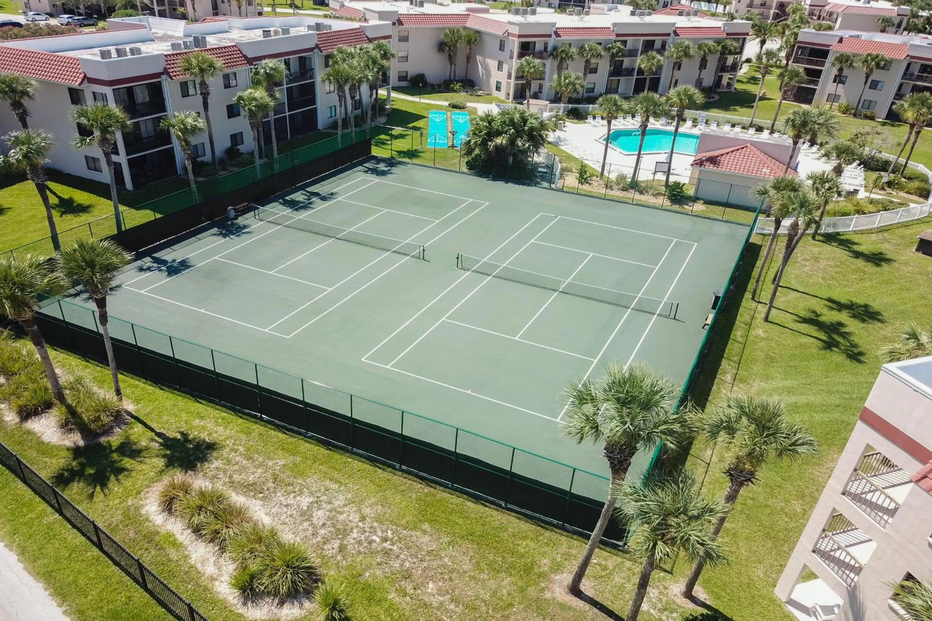 Tennis/Squash in Ocean Village L15