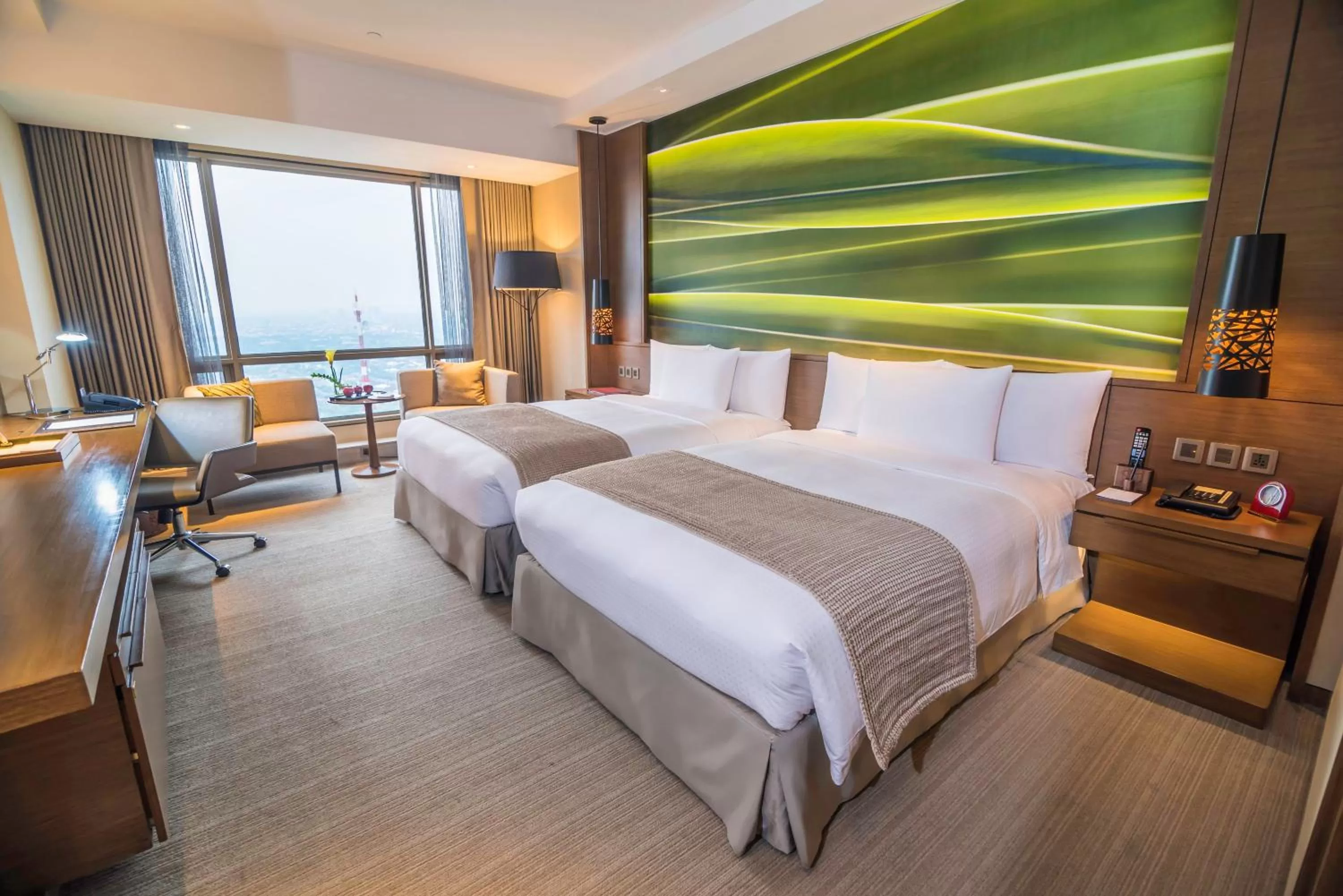 City view, Bed in Marco Polo Ortigas Manila