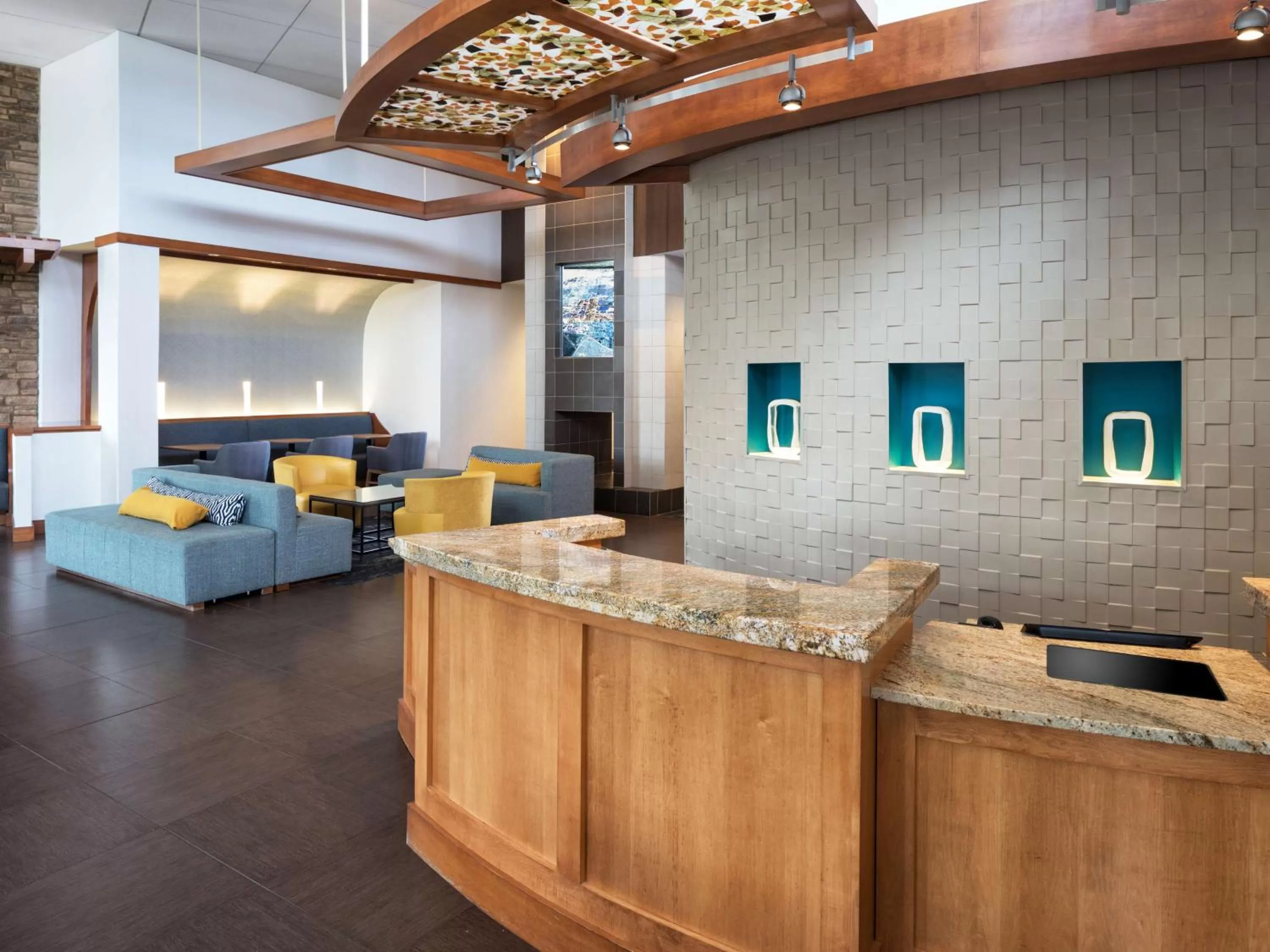 Lobby or reception in Hyatt Place South Bend/Mishawaka