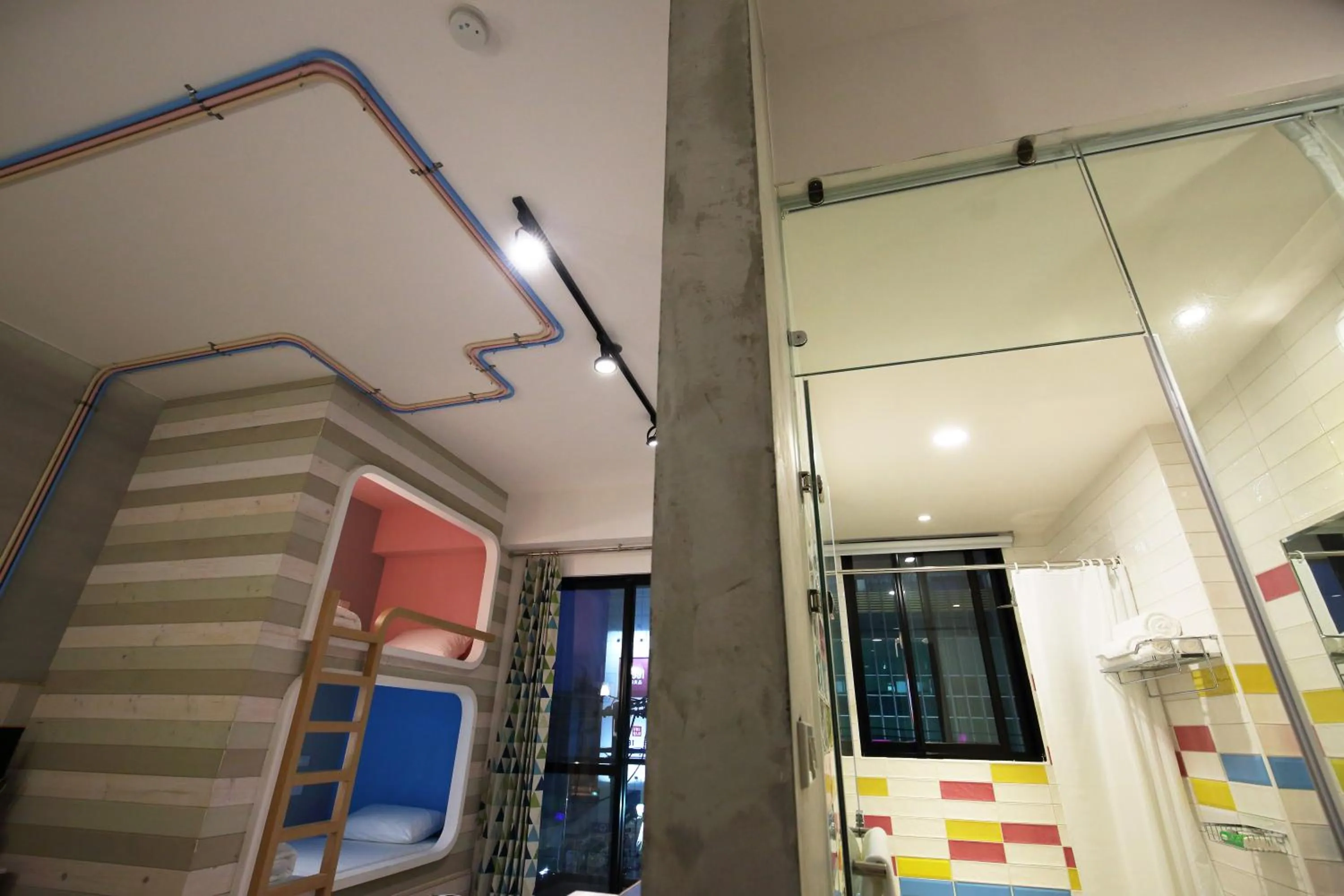 指南針民宿2178 & 工殿民宿2182