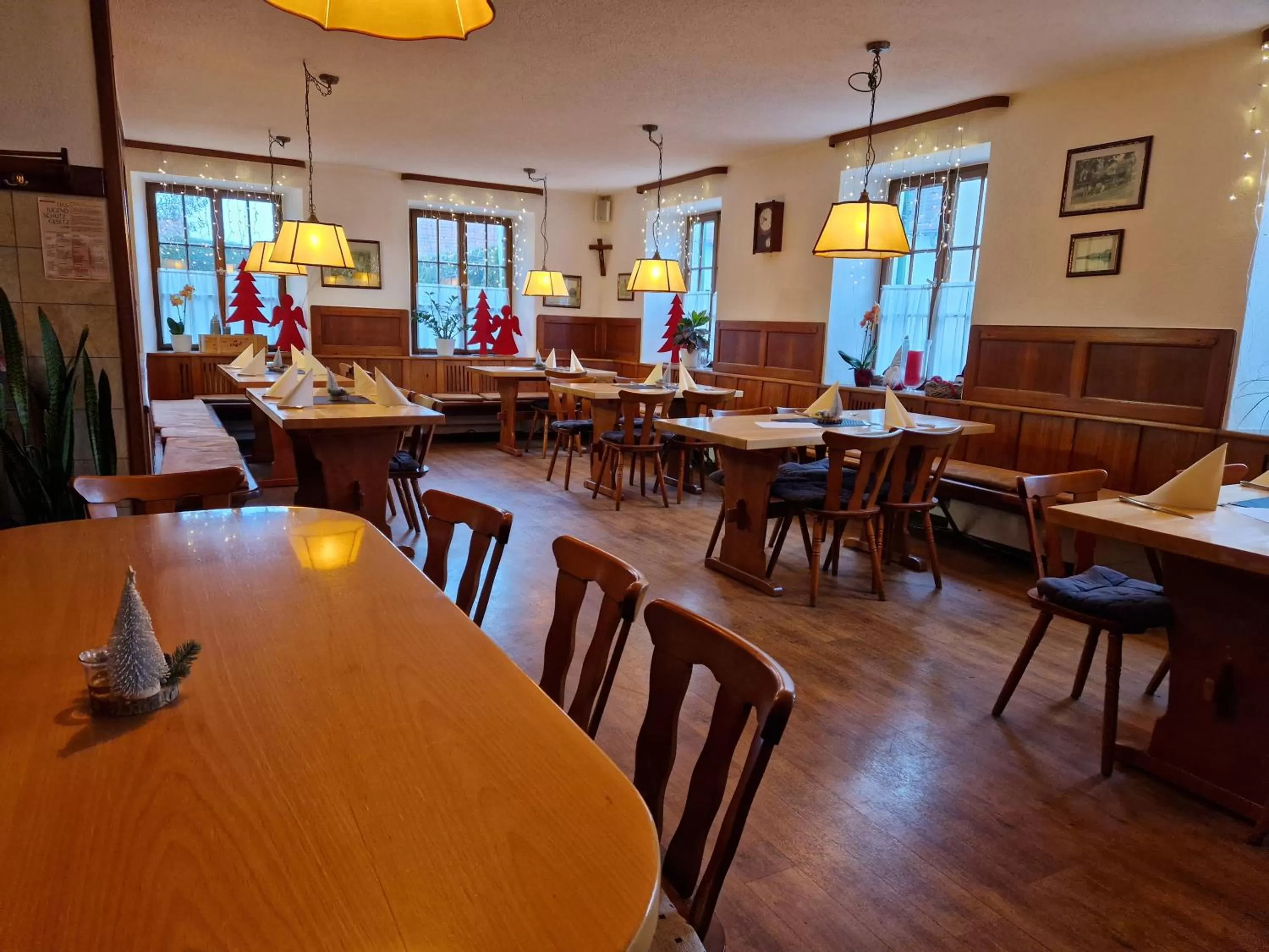 Restaurant/places to eat in Landgasthof Krone