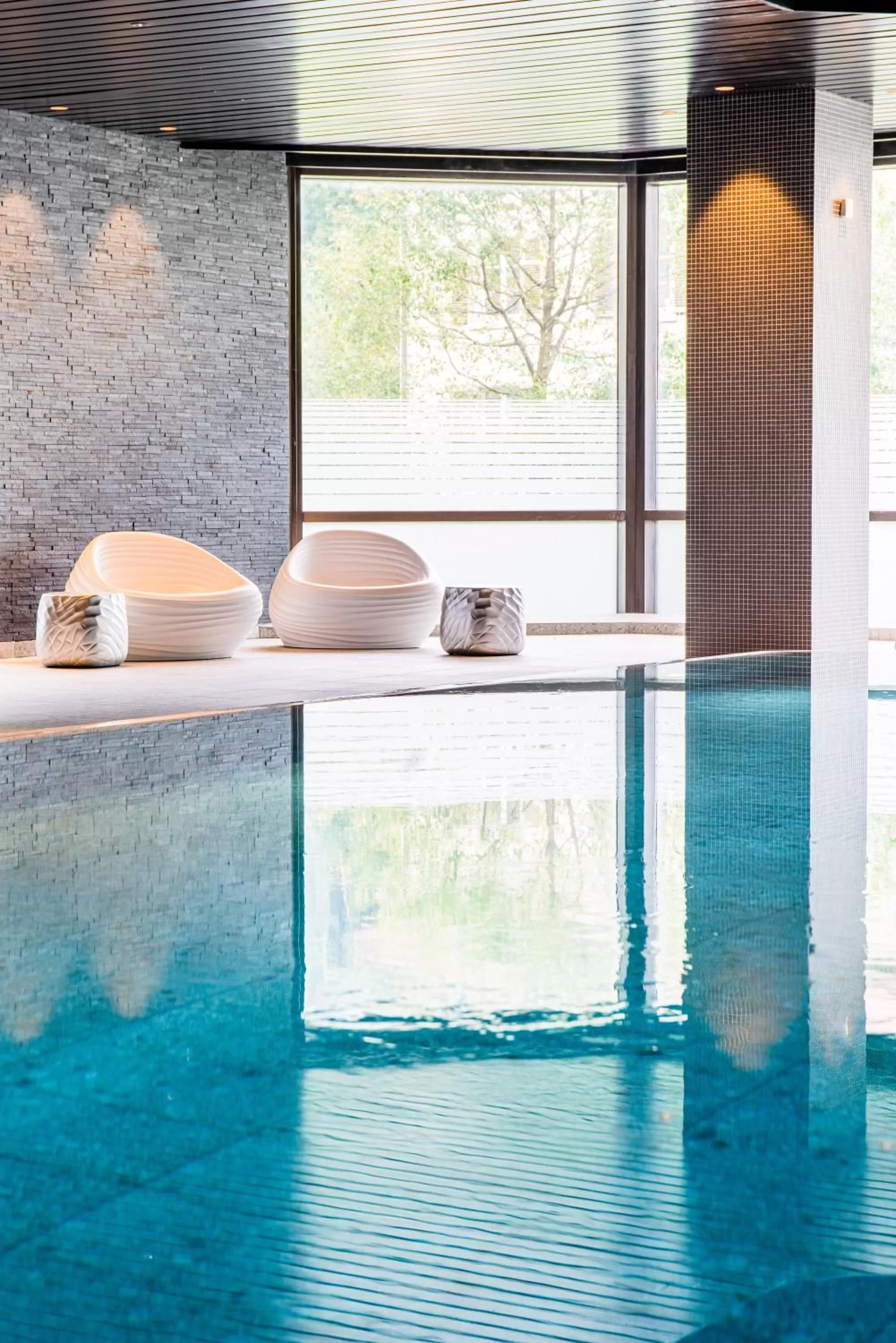 Swimming pool in Best Western Premier Central Hotel Leonhard