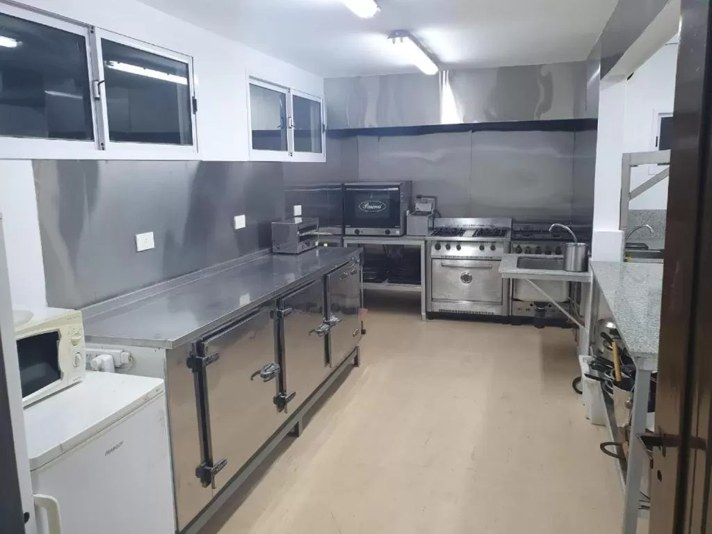 Kitchen/Kitchenette in Senador Dupont