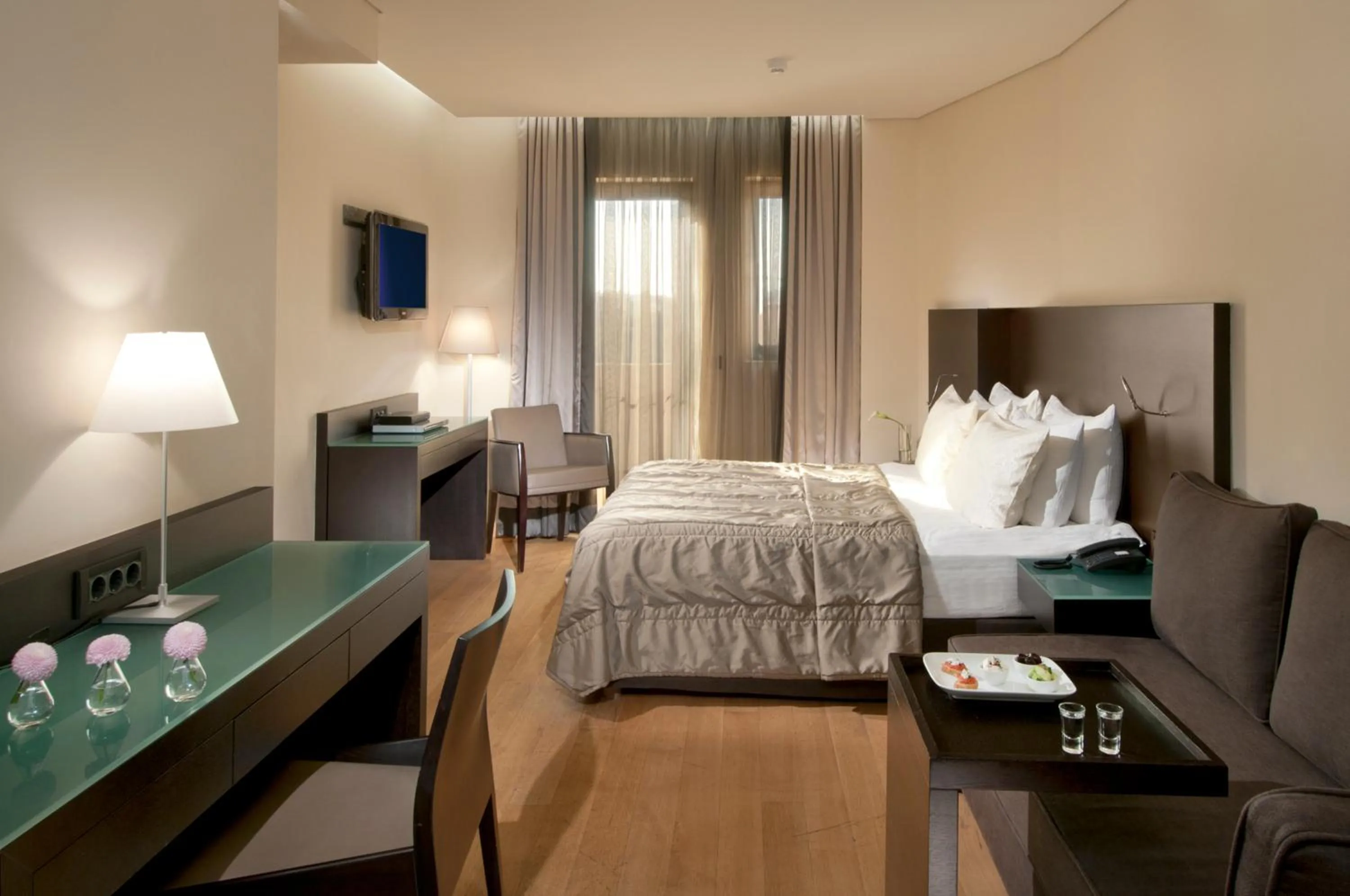 Bedroom, Bed in O&B Athens Boutique Hotel