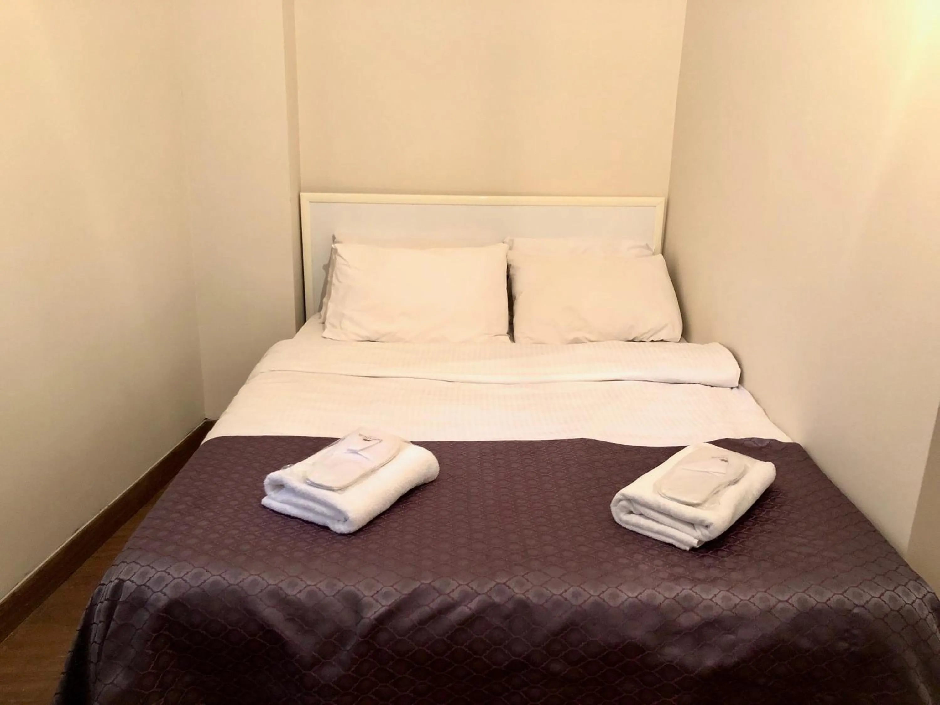 Photo of the whole room, Bed in Centre Suites Taksim