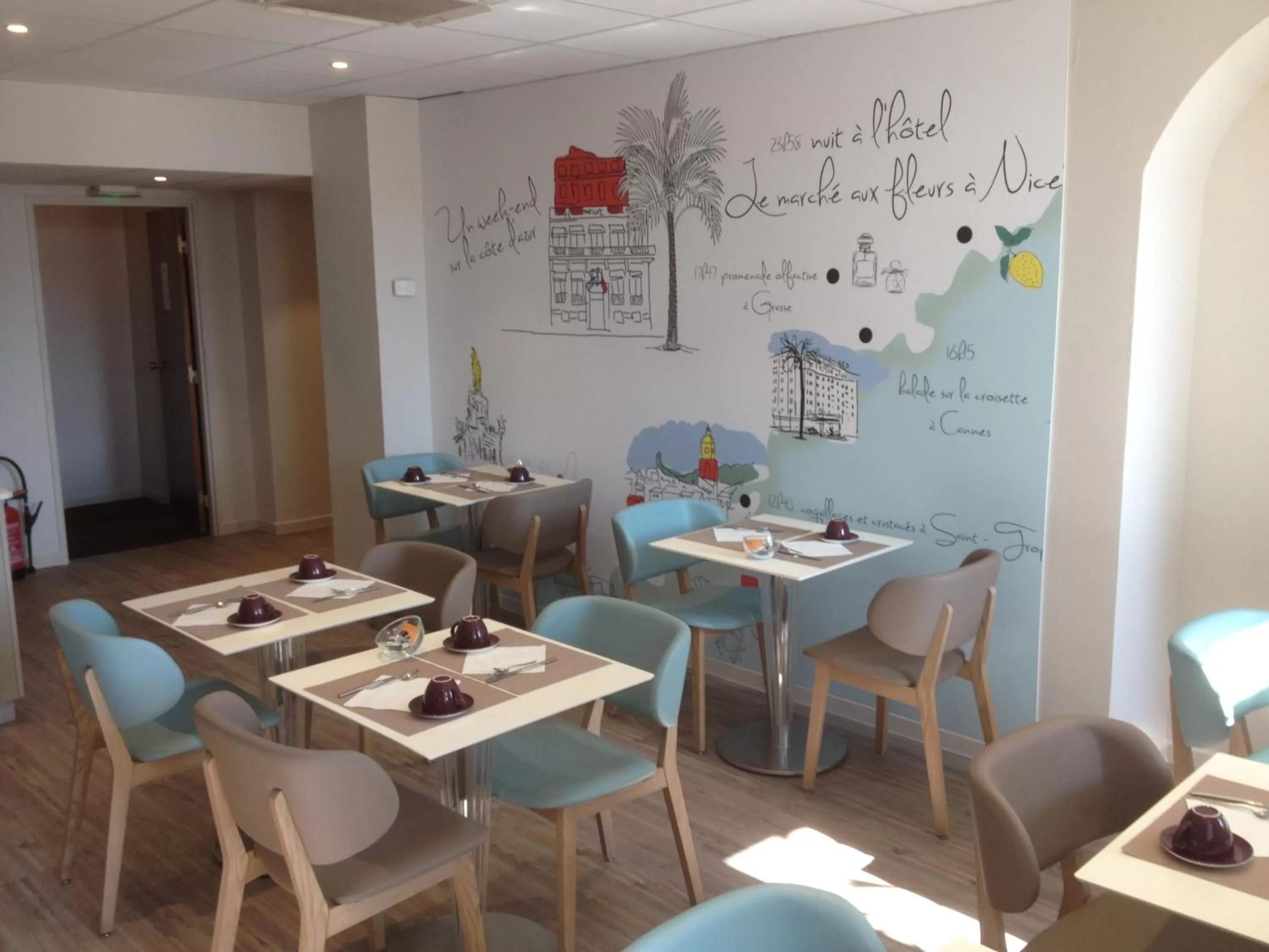 Breakfast in Mercure Nice Marché Aux Fleurs