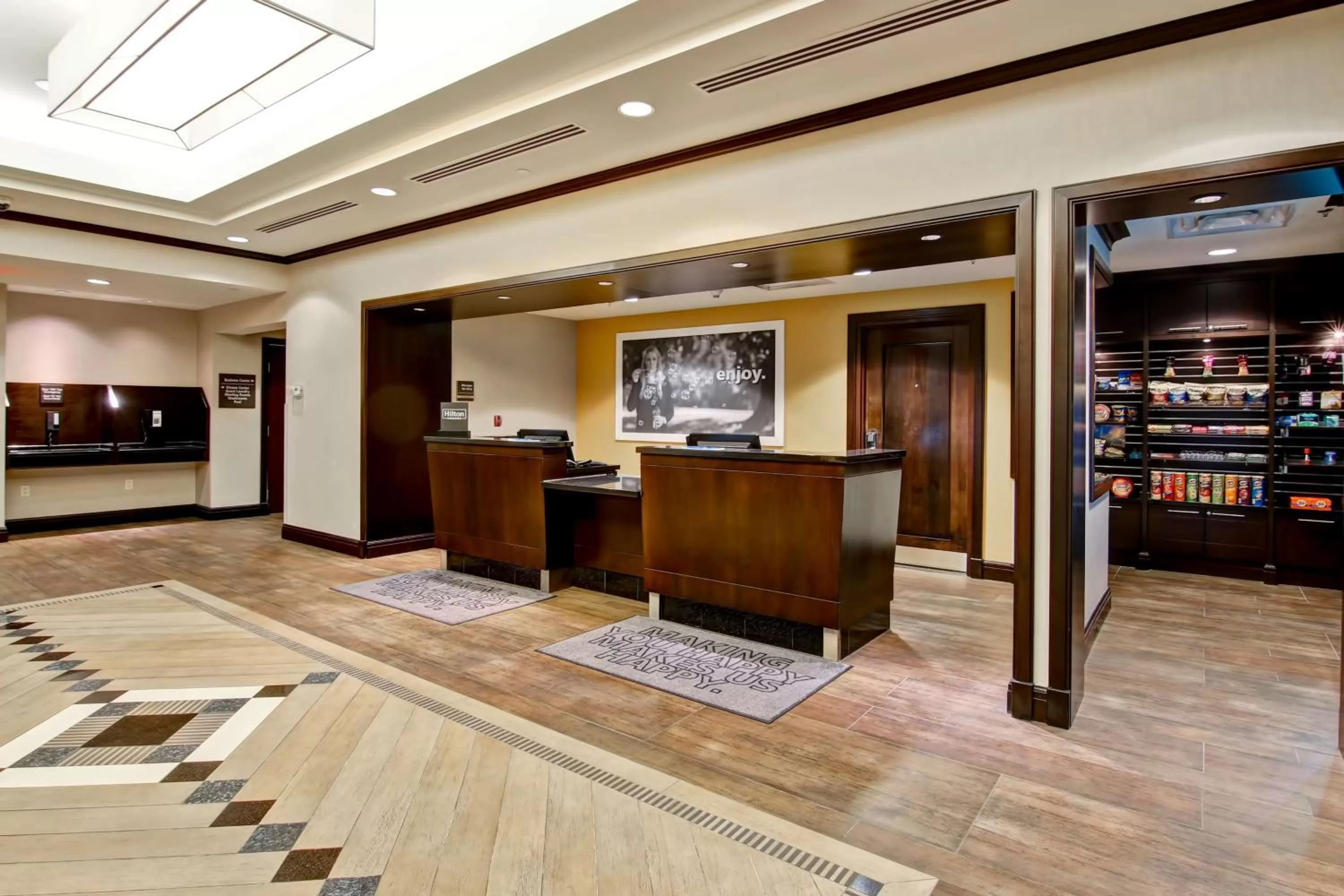 Lobby or reception in Hampton Inn by Hilton Toronto Airport Corporate Centre