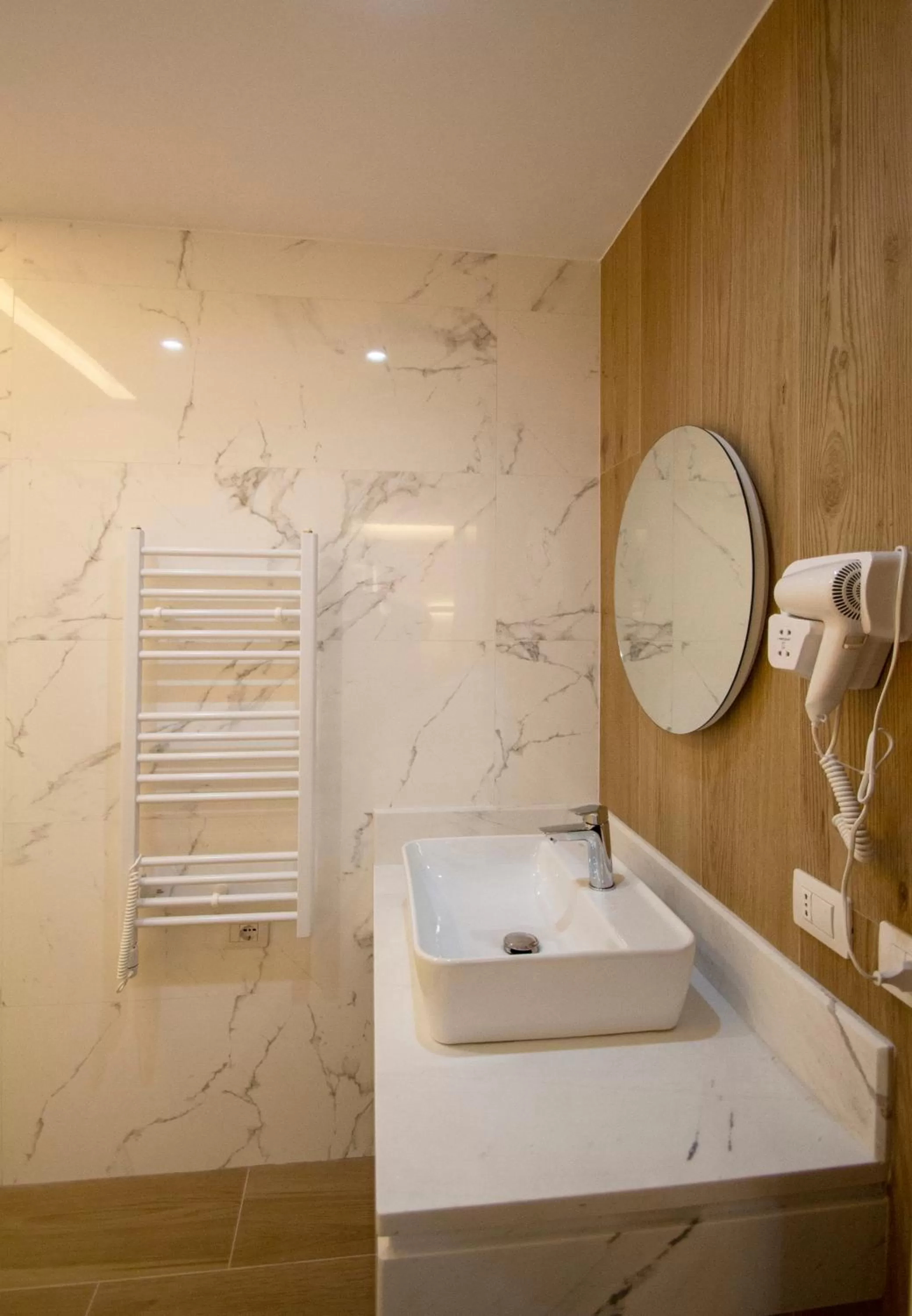 Bathroom in Dazur Coast Resort