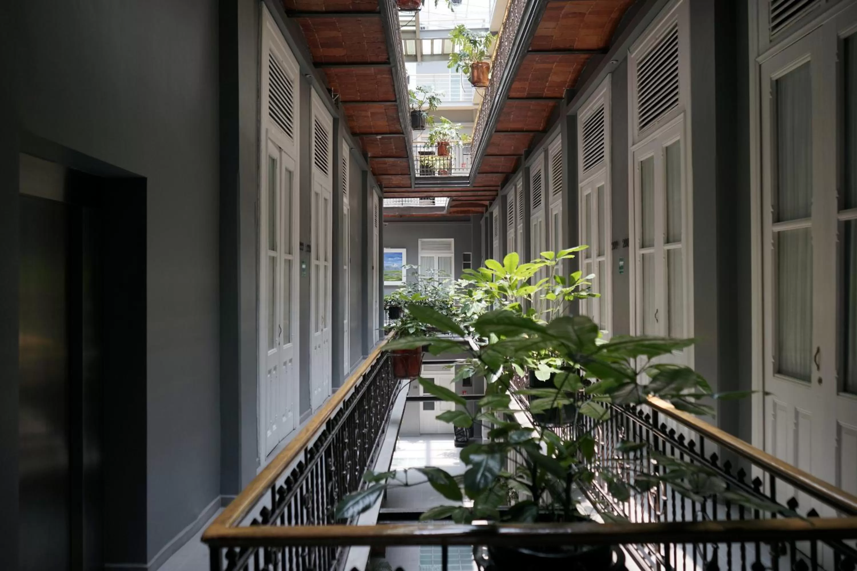 Day in Hotel Principal