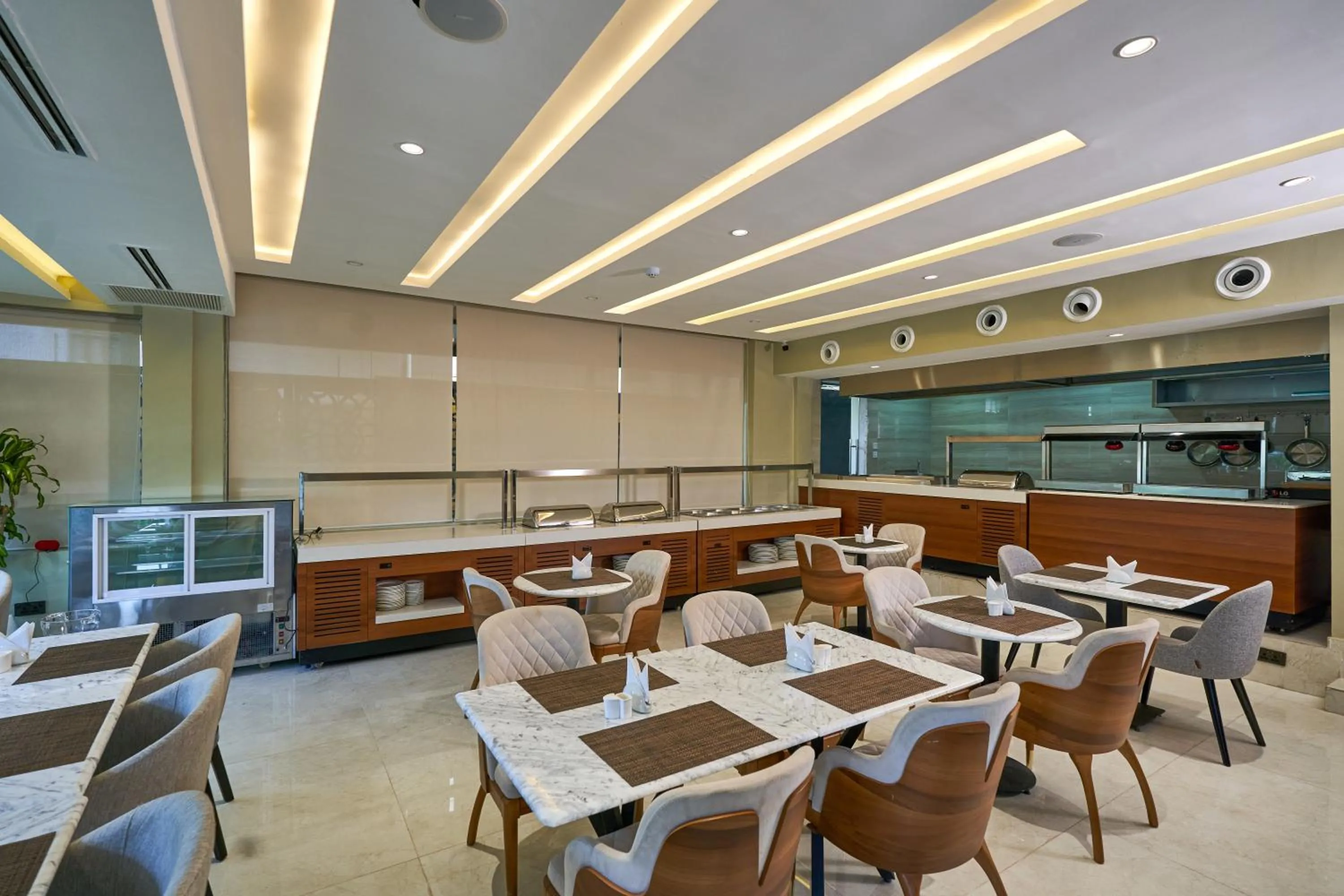 Breakfast in Monty Suites Lekki