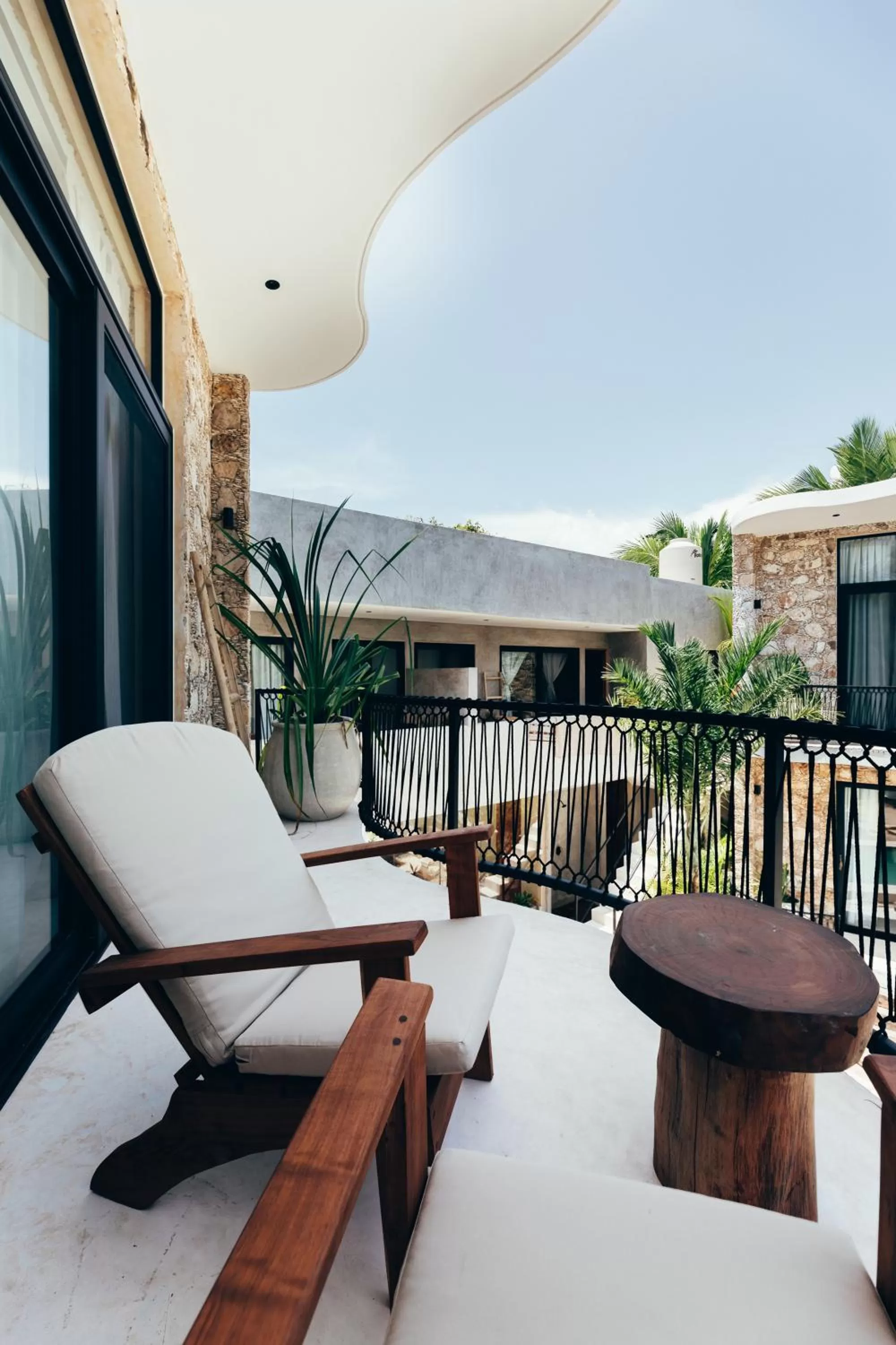 Property building, Balcony/Terrace in Cucu Hotel El Cuyo