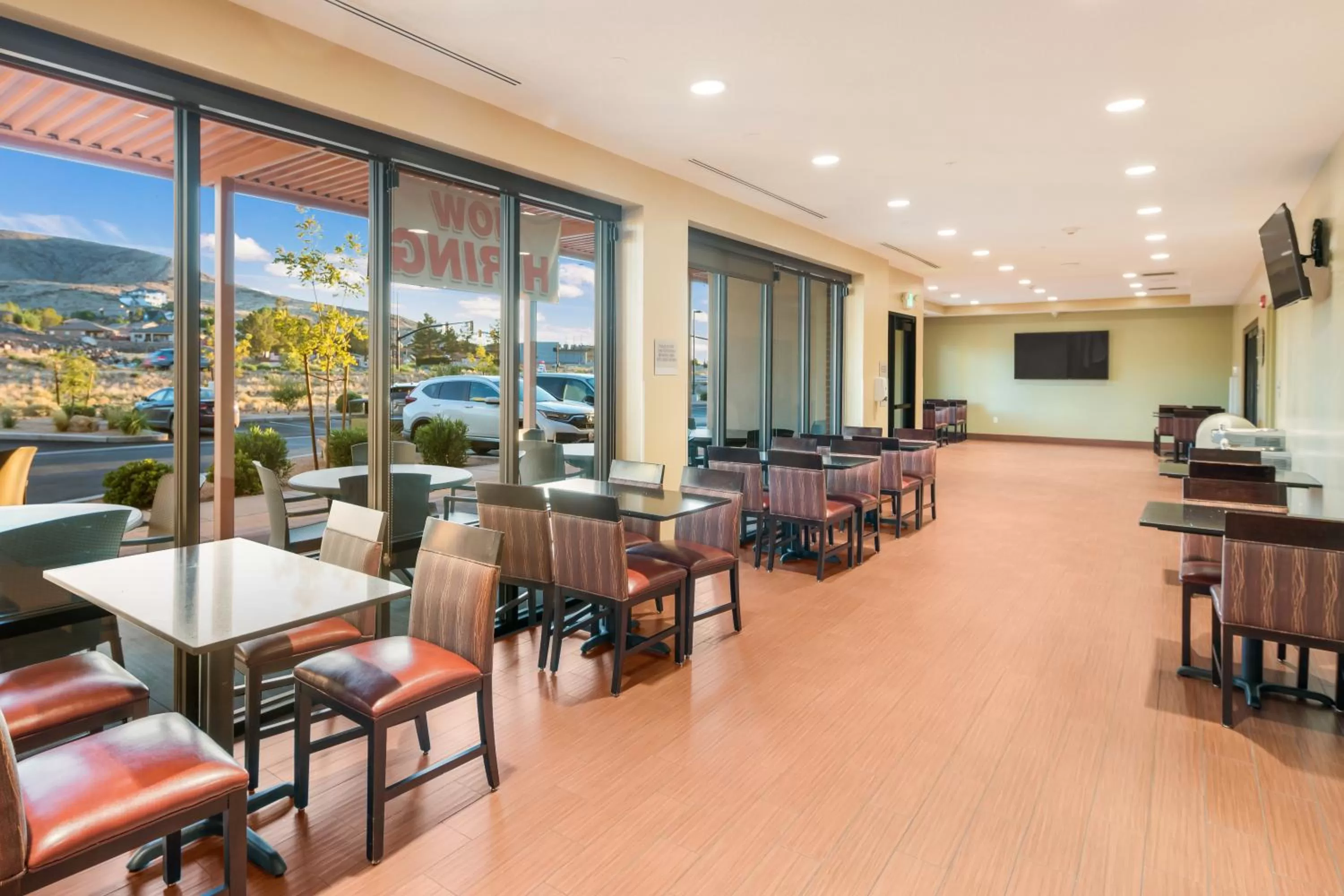 Breakfast in Sleep Inn & Suites Hurricane Zion Park Area