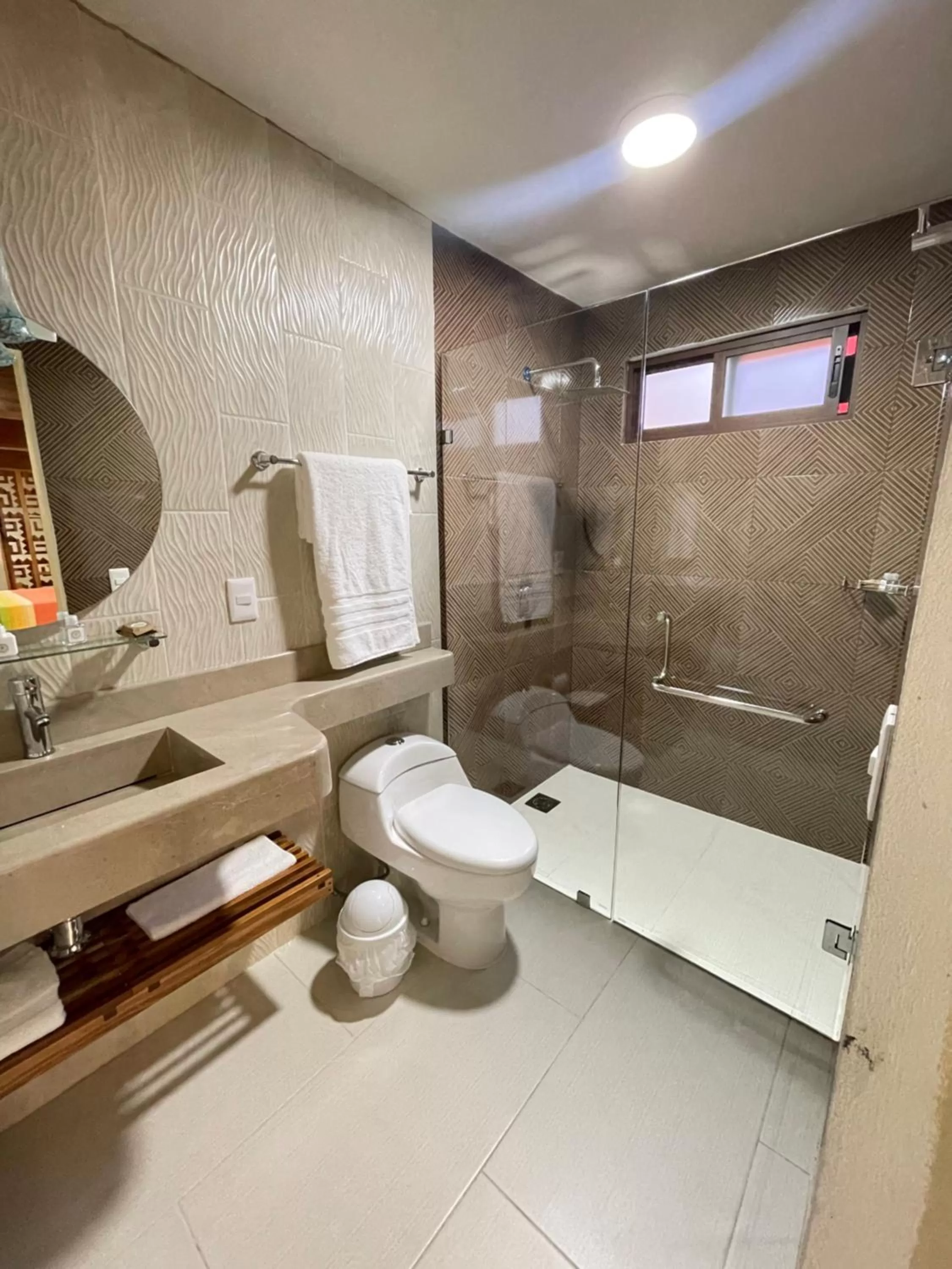 Bathroom in Suites Cárdon