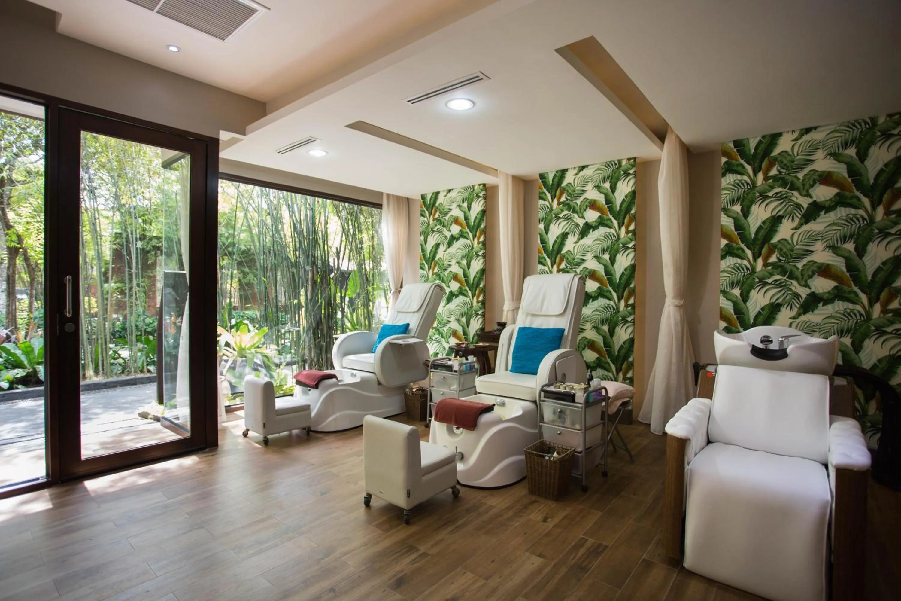 Spa and wellness centre/facilities in Anantara Mai Khao Phuket Villas