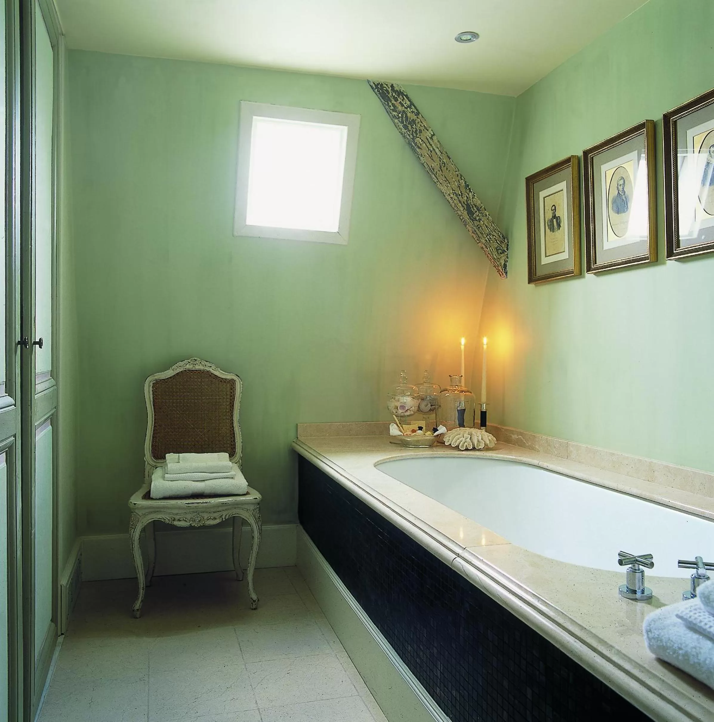 Bathroom in Hotel Recour